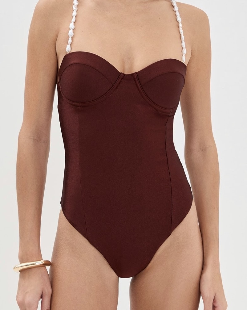 Cute one piece swimsuits
Swim
Swimwear

#LTKSwim
