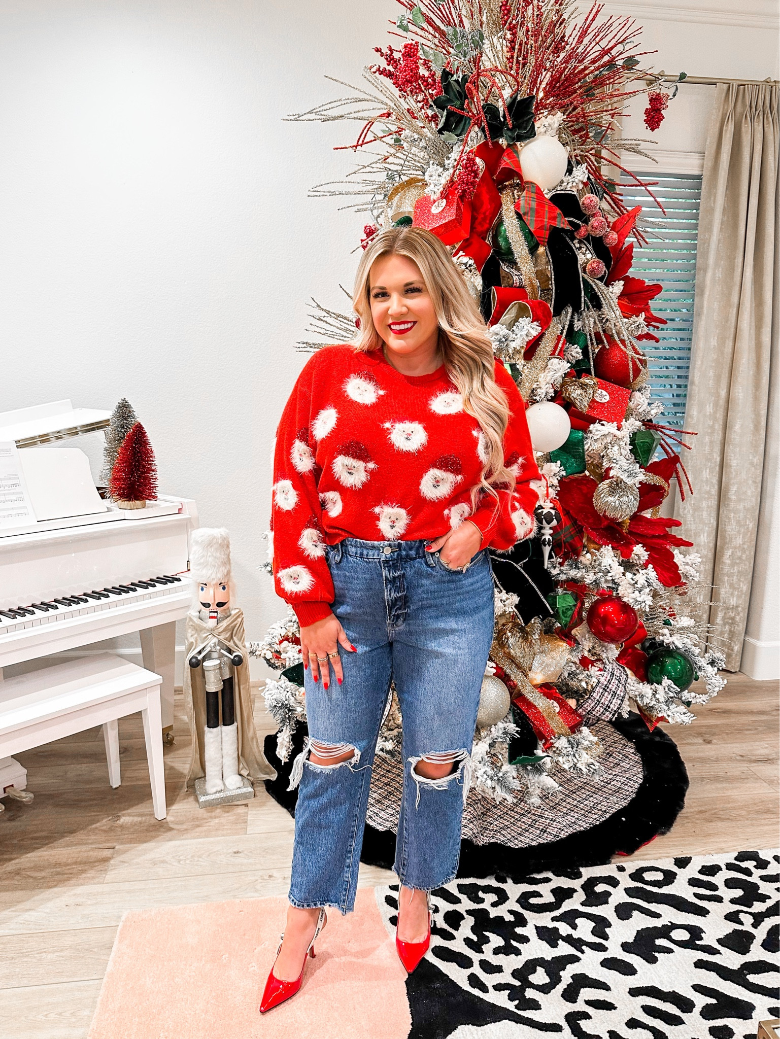 my Pink Desert red Santa Claus sweater! wearing size xl. so soft! no scratchy at all 

#LTKcurves #LTKunder50 #LTKHoliday