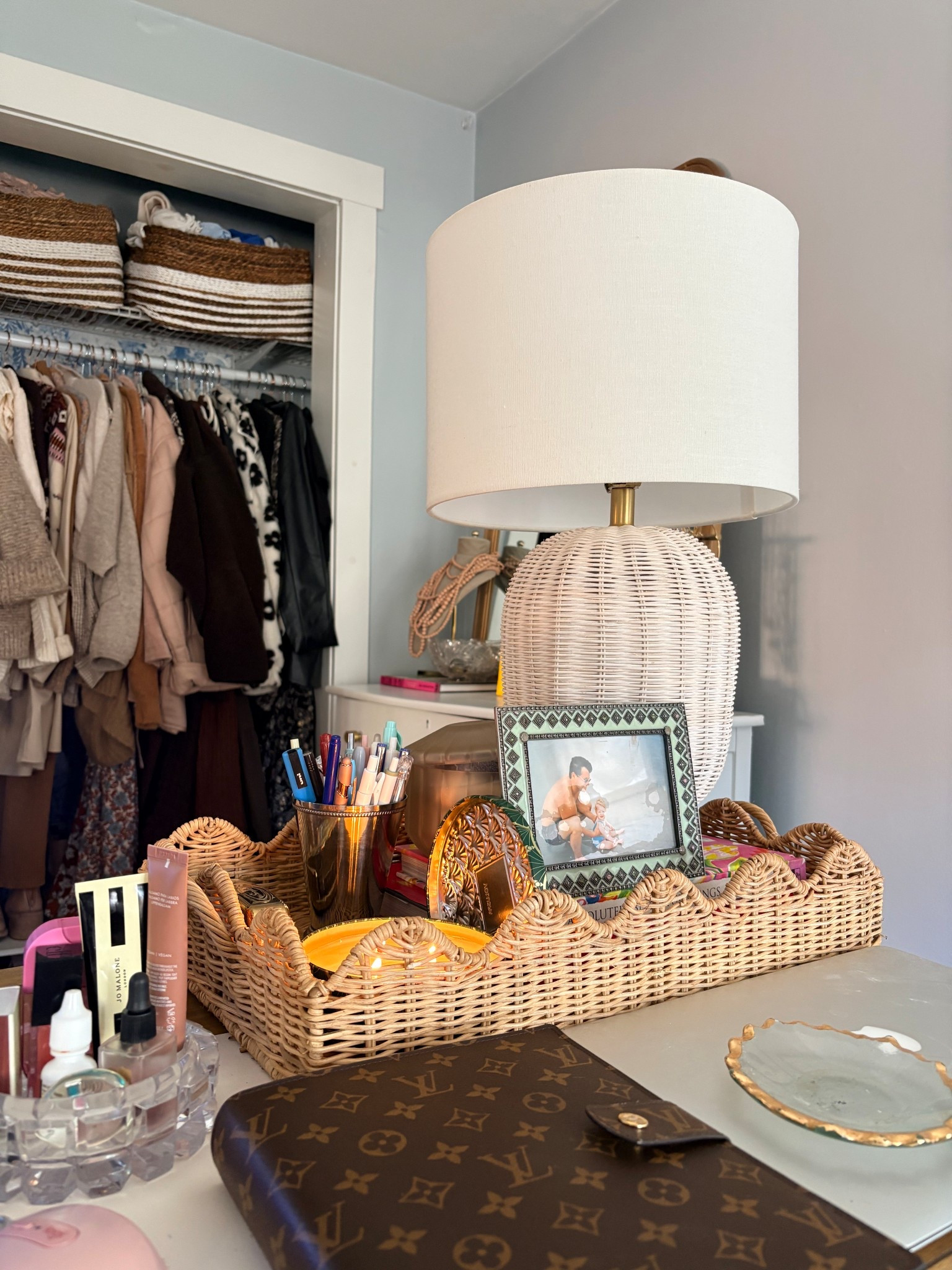 Basket ray perfect for spring summer all year 