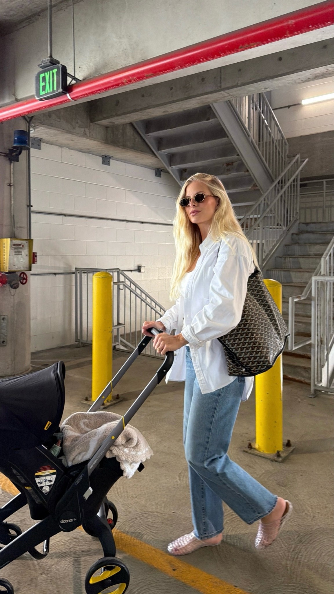 SIZE: med in tank, med in shirt, 28 in jeans - sized up for preg & pp, true size in shoes #kathleenpost

Postpartum outfit, newborn phase, newborn baby, stroller

#LTKmomlife #LTKootd #LTKBaby