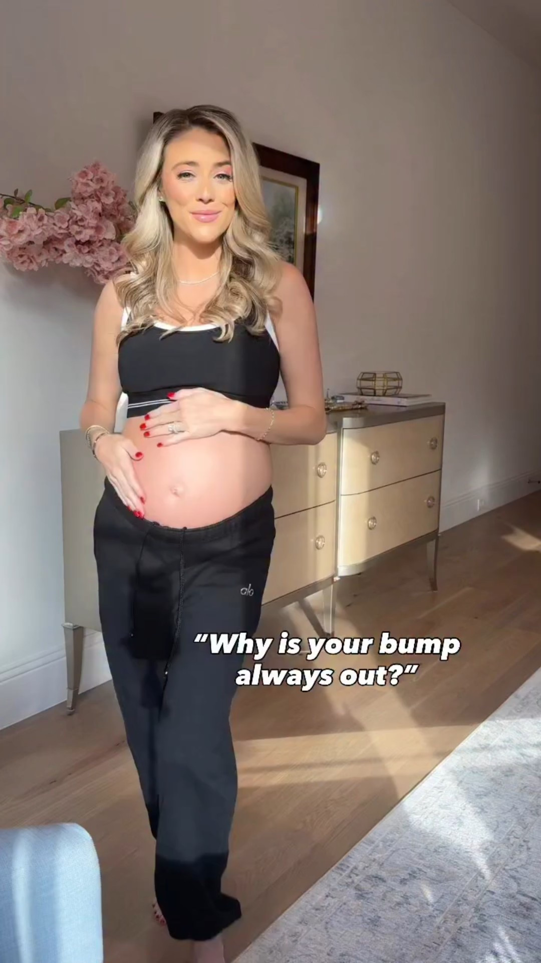 Alo Activewear 
Bump Friendly Outfit 

#LTKootd #LTKBump