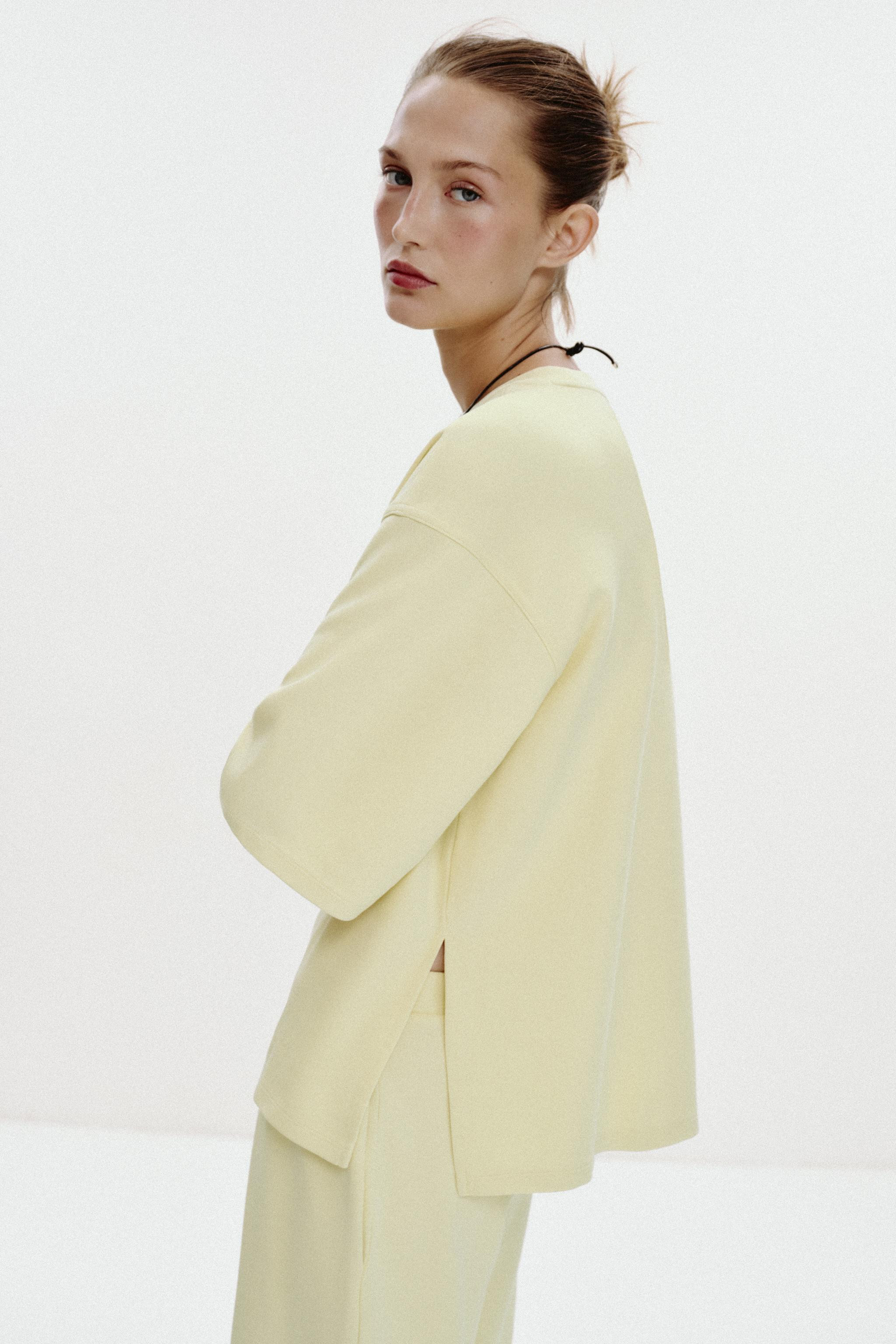 INTERLOCK T-SHIRT WITH VENTS | Zara UK