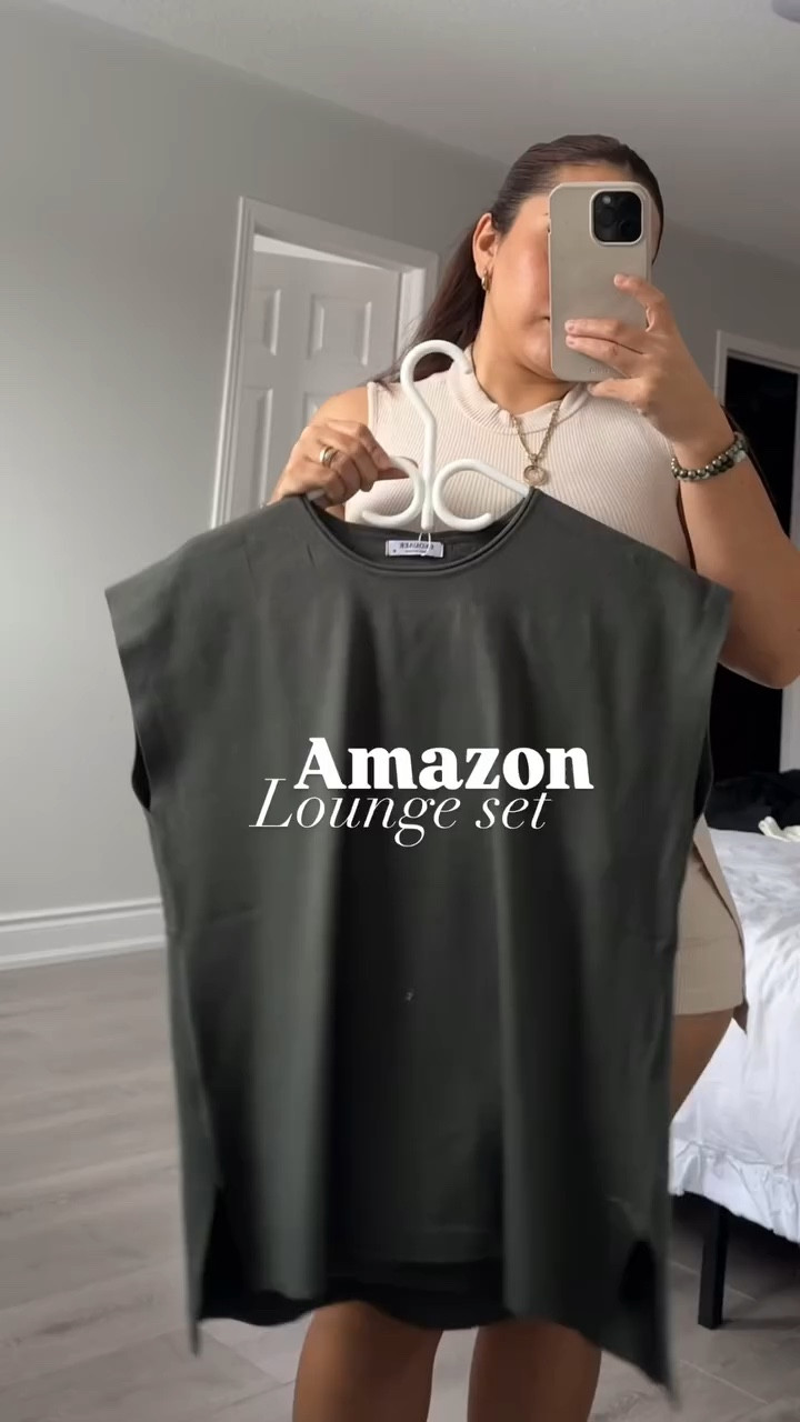 Amazon lounge set, wearing size medium. Love wearing lounge sets around the house ☺️
~ Comment ‘LOUNGE’+ I’ll send you the direct details to your DM
~ Comenta ‘LOUNGE’ y enviaré los detalles directamente a tu DM
🔍on my Amazon storefront & LTK

#easyoutfit #loungeset #loungesets #amazonfashionfinds #amazonloungeset #comfyclothing #comfyclothes #matchingset #matchingsets #twopieceset #amazonfashion #millennialfashion #founditonamazonfashion #founditonamazon

#LTKspring #LTKFashionMonth #LTKpetite