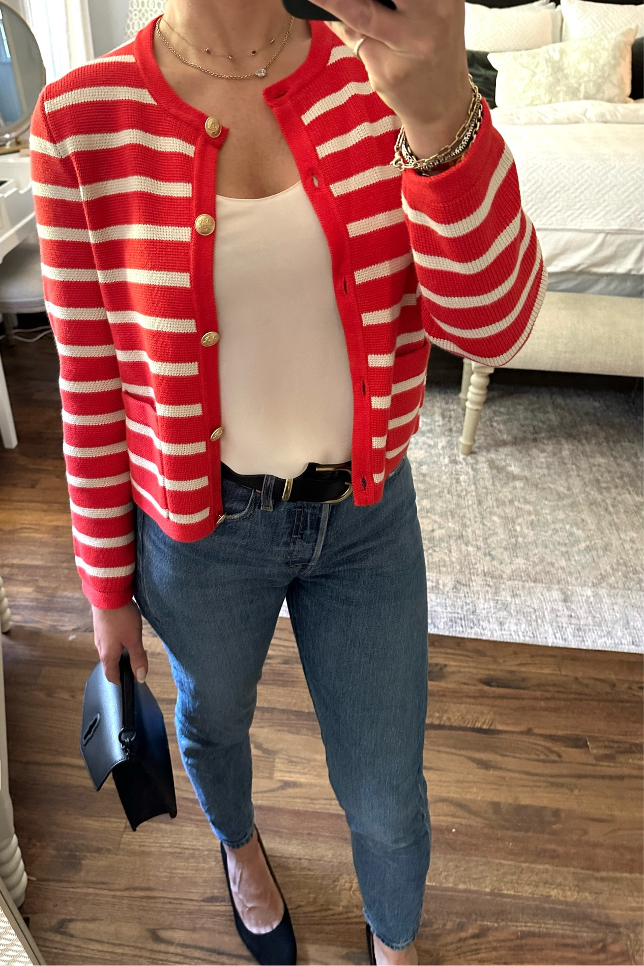 Easy look for a girls dinner.  J crew cardigan, theory silk camisole, Sezane belt, mulberry bag, the Levi’s jeans from amazon and margeaux pumps

Fall outfit | cardigan 

#LTKSeasonal #LTKworkwear #LTKstyletip