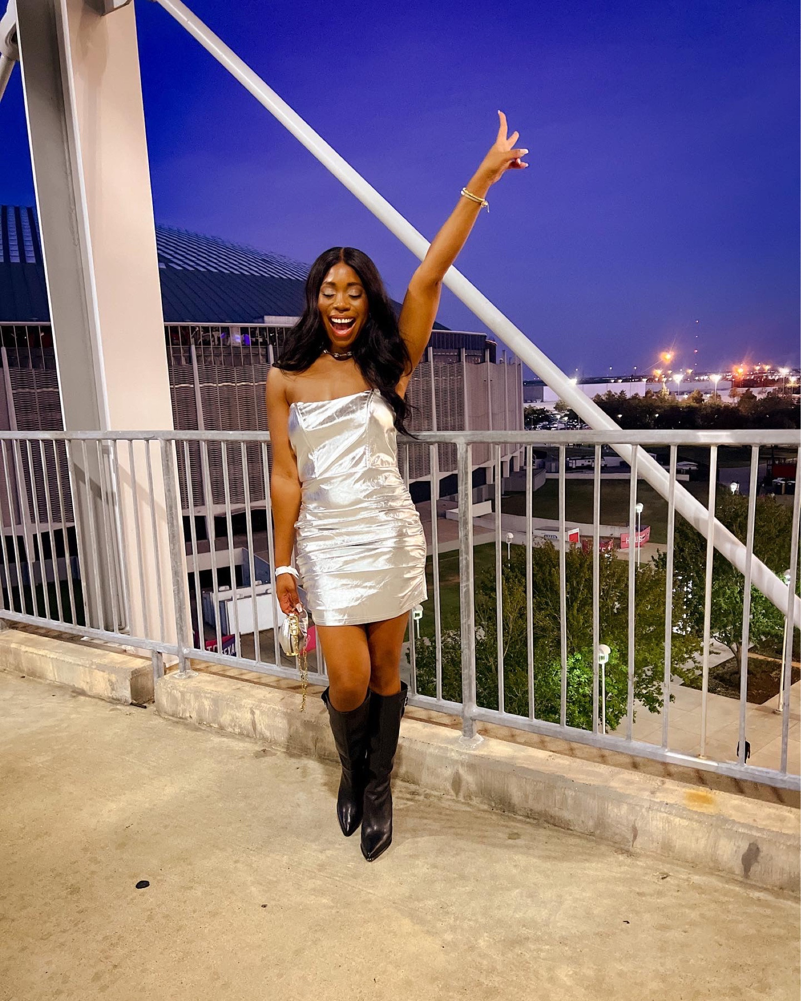 This silver dress is essential!! I’m excited to find more ways to wear it this season. It could be a fun holiday dress too. 

#LTKfindsunder100 #LTKstyletip #LTKSeasonal