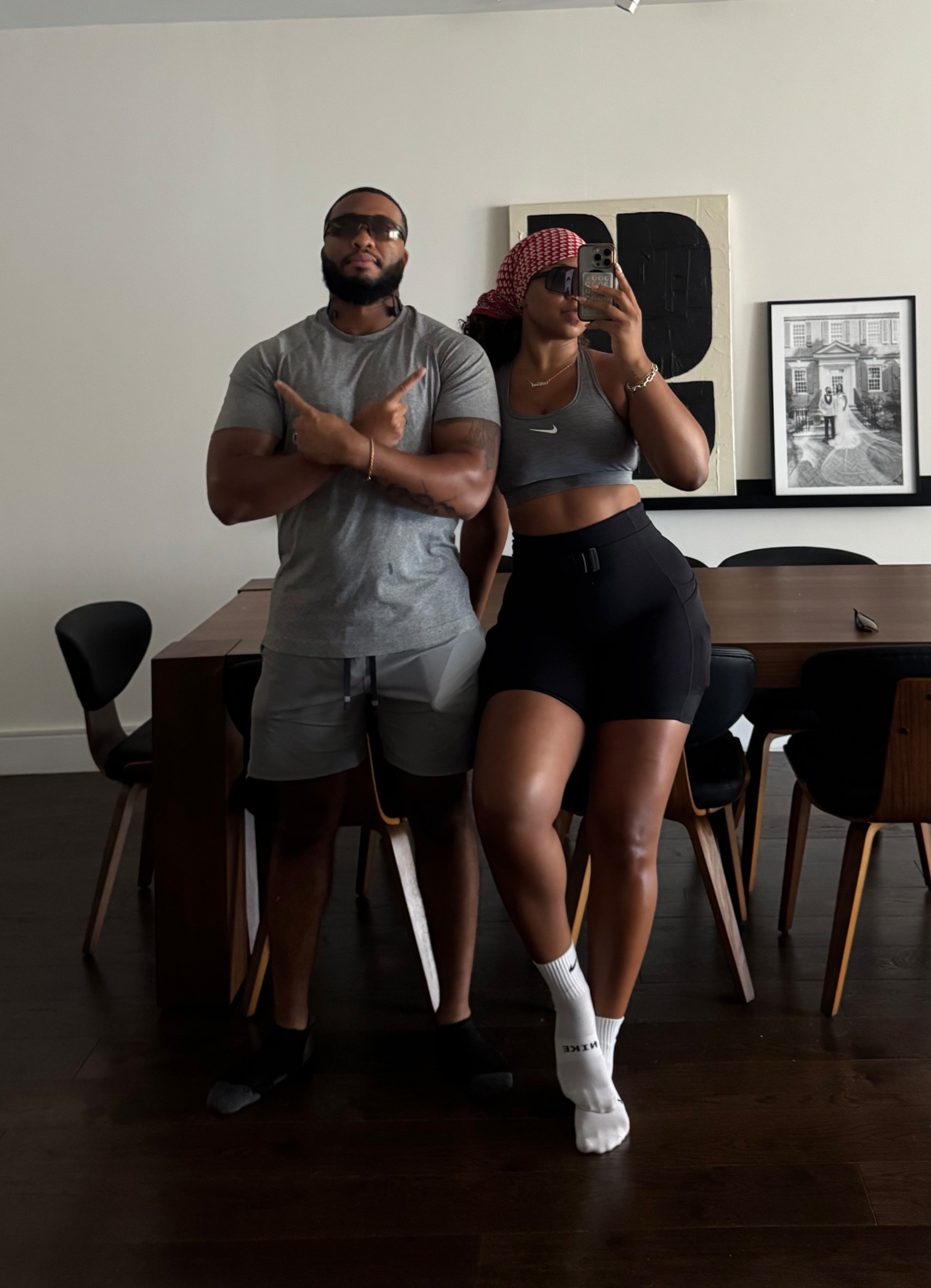 Another day. Another run look!! This sports bra is perfect support!! Medium top and large bottom. Also linked our running water bottles, energy gels, and my running belt! 