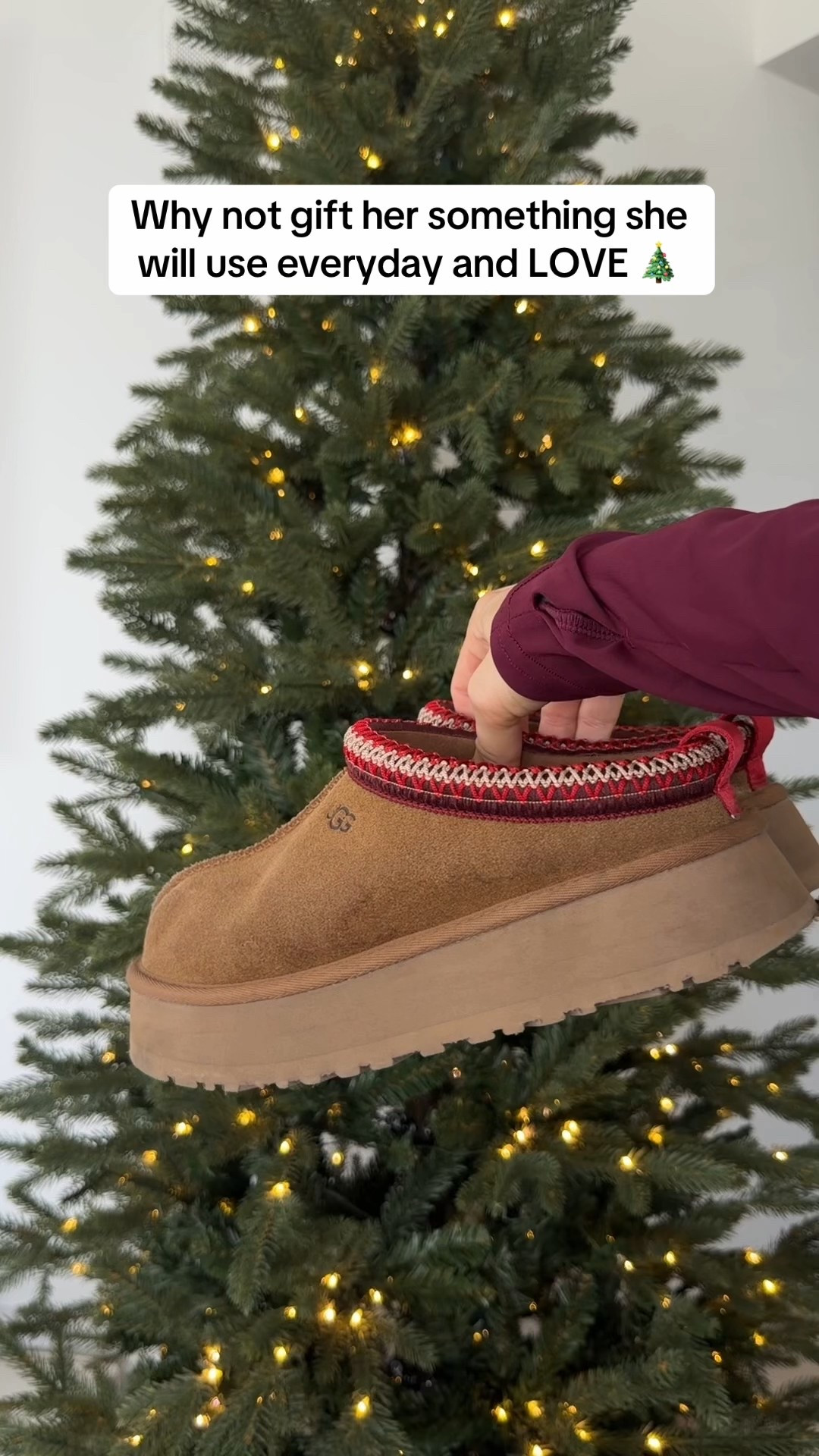 Ugg Tazz winter fuzzy slipper shoes as Christmas gift idea 

#LTKHoliday #LTKootd #LTKGiftGuide