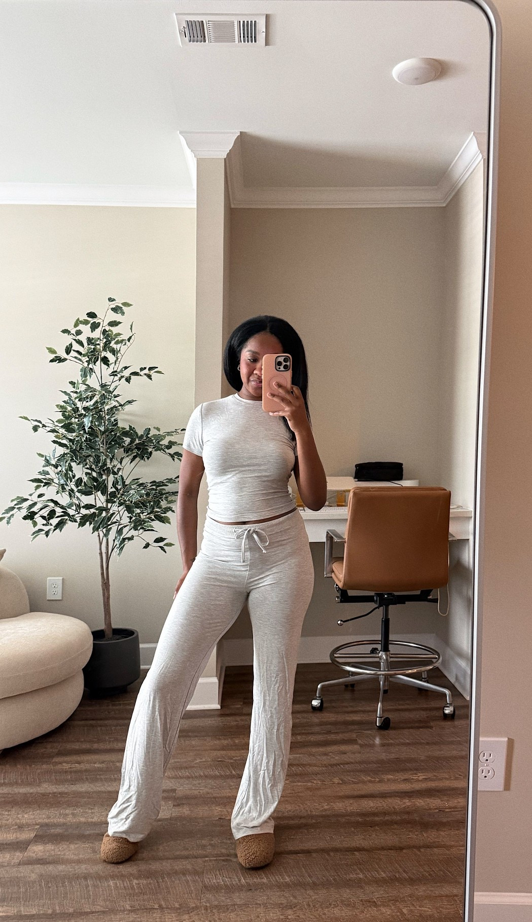 The most comfy lounge set  ☁️ 

#LTKFindsUnder100 #LTKFindsUnder50 #LTKStyleTip