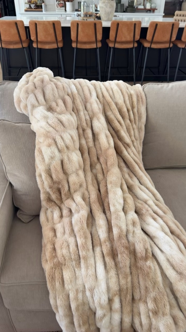 The best selling Lola Blanket is 50% off with code AUBREYSWAN50 plus you get a $50 gift card for a future purchase! ￼

Ours is the caramel cream, but there are so many gorgeous options! ￼

#LTKmomlife #LTKHome #LTKSaleAlert