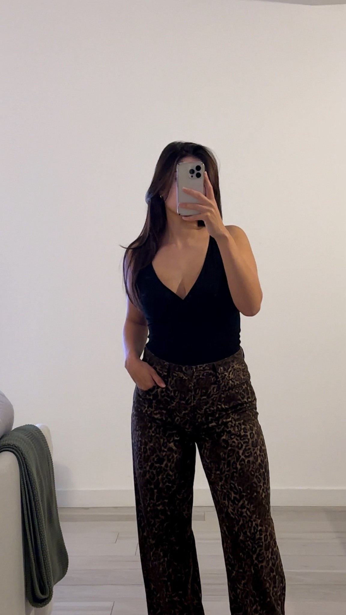 wearing a size small in the top & a 28 in the jeans 🖤