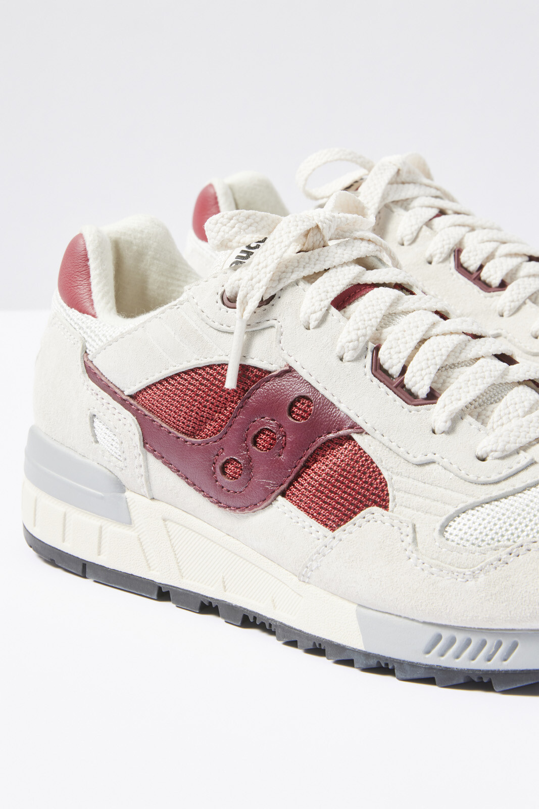 Shadow 5000 Sneaker | Evereve