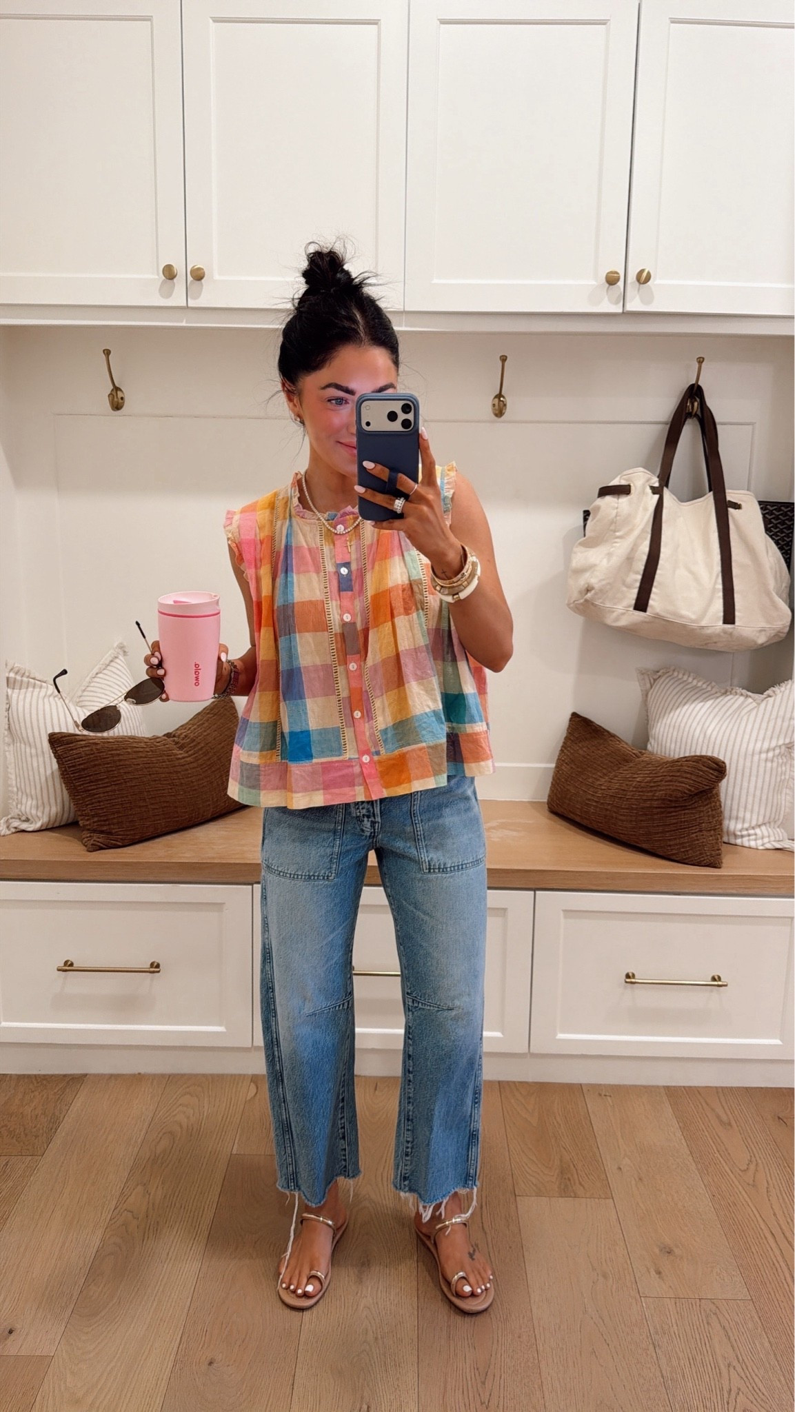 These are the same jeans linked! I have had mine for ages and mine have frayed on the bottoms ￼

#LTKxMadewell