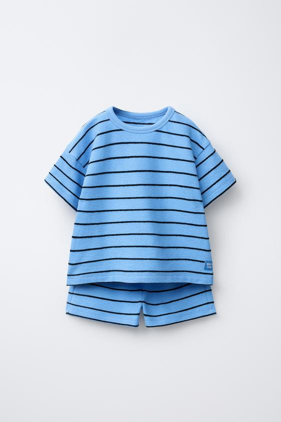 STRIPED T-SHIRT AND BERMUDA JOGGING SET | Zara US