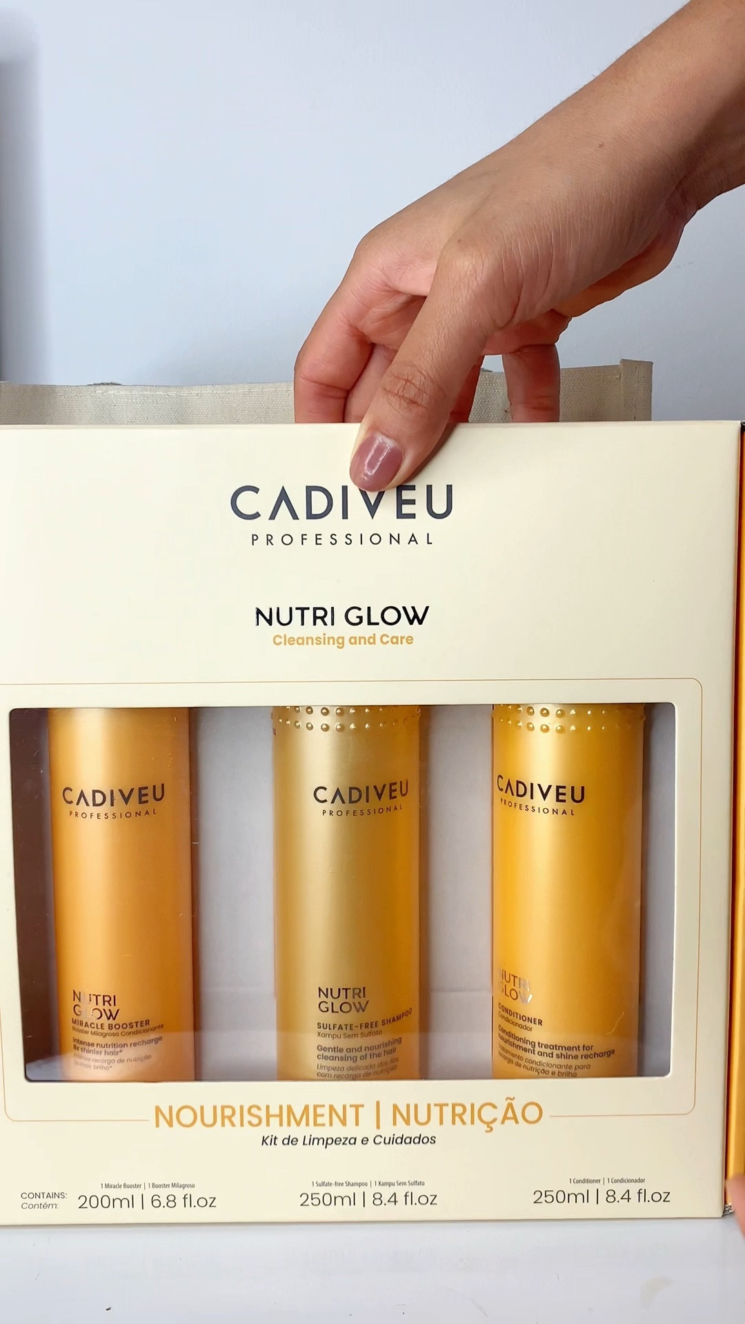 Linha Nutri Glow Cadiveu com Blend de óleos essenciais para os fios 

#LTKbeauty #LTKFind #LTKbrasil