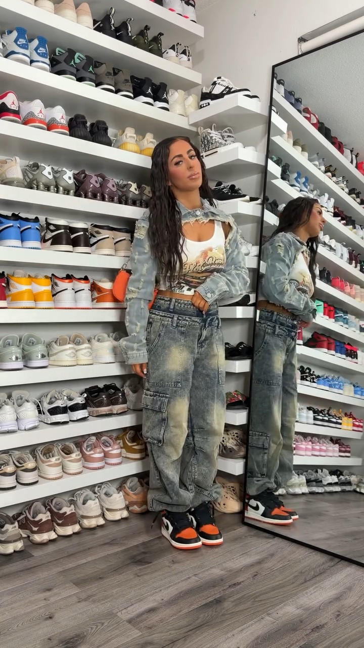 comment ‘SHOP’ for 🔗🔗 everything from my @sheinofficial @shein_us shop! #springoutfits #SHEINtrends #streetstyle

🔎 & follow my store SAYEHFBABY on @sheinofficial website & app for streetwear styles I’m wearing! new releases every week

links to my outfit are in my “FEB🔗” highlight or in my LTK linked in my bio🤍 (some items are unavailable so if I don’t post them, I don’t have the link!)
save this for OOTD inspo✨