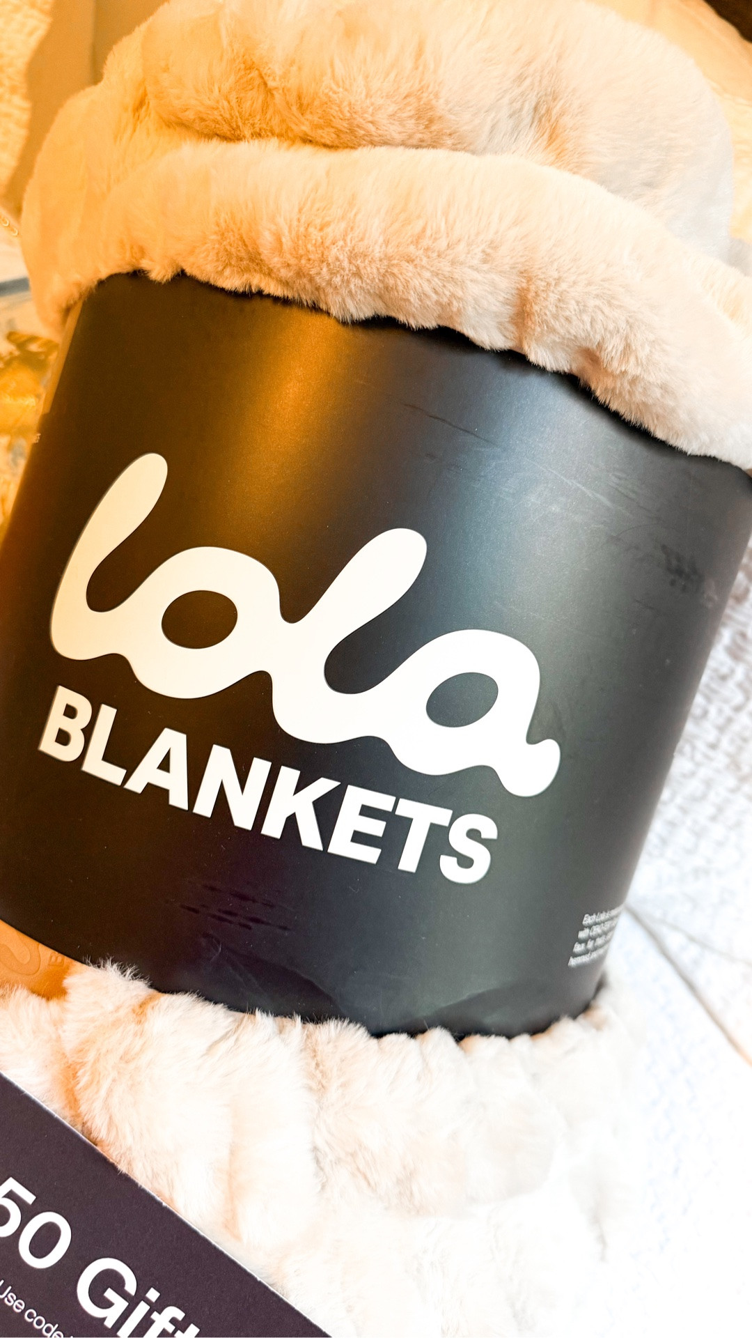 nashvilletash50 for 50% off all Lola blankets with a $50 to shop later!

#LTKSaleAlert #LTKHome