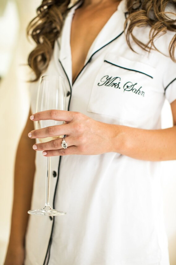 Bridal gift, bride gift, bridal pj, bridal pajama set, bridal gifts, gift for bride, bridal pj se... | Etsy (US)