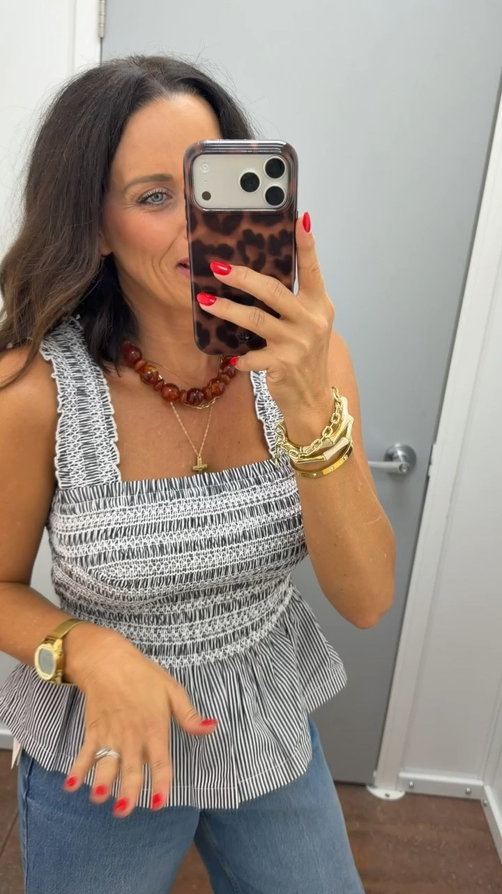 The cutest little peplum top 🤍 I love the smocked detail and the stripes make it look so much more expensive. Paired it with the wide leg jeans for an easy everyday outfit. Wearing a small in the top!

#WalmartFashion #WalmartFinds #AffordableFashion #DesignerInspired #EverydayStyle #FallTransition #LTKStyle #LTKCreator #OOTD #BudgetFriendlyFashion