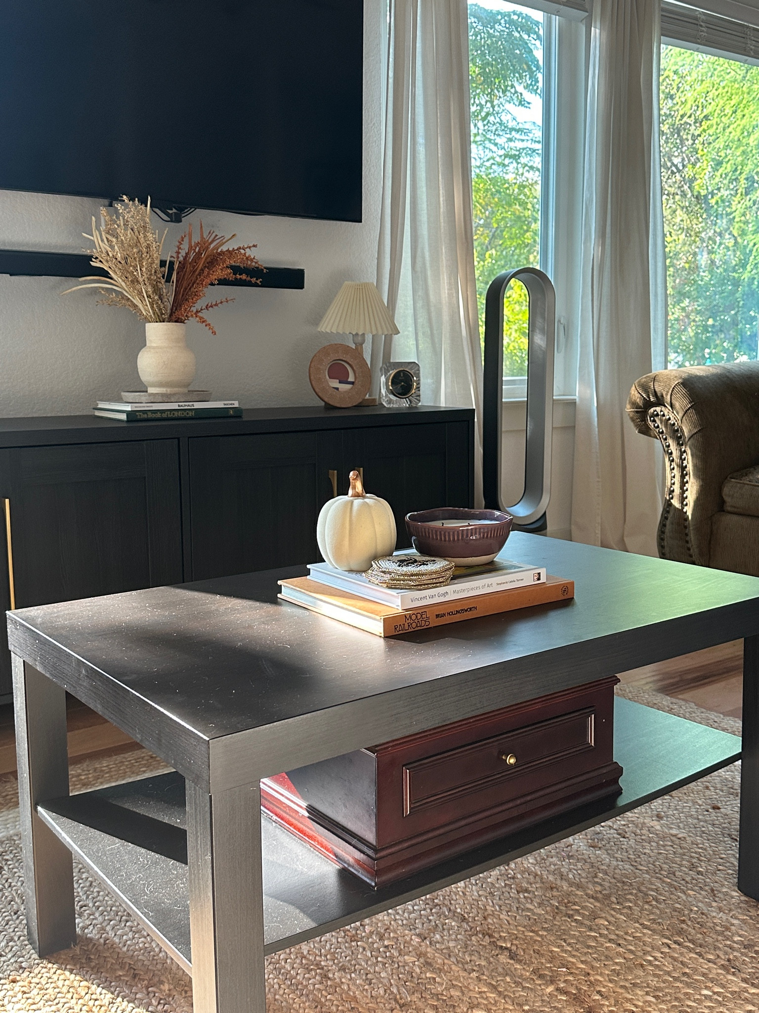 Fall decor 🍁🧡✨🫶🏼

#LTKHalloween