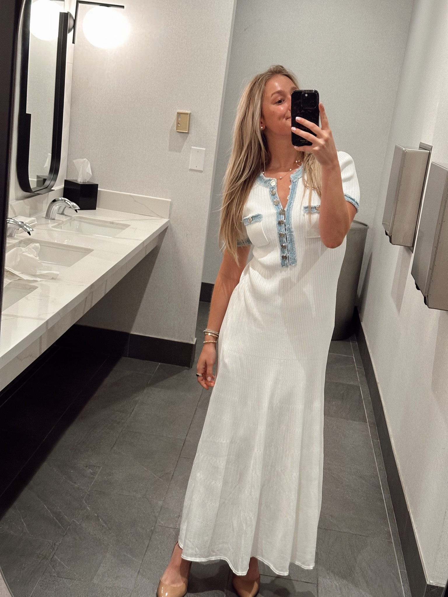 Perfect dress for work, on the weekends, or a fun dinner 🩵

#LTKWorkwear