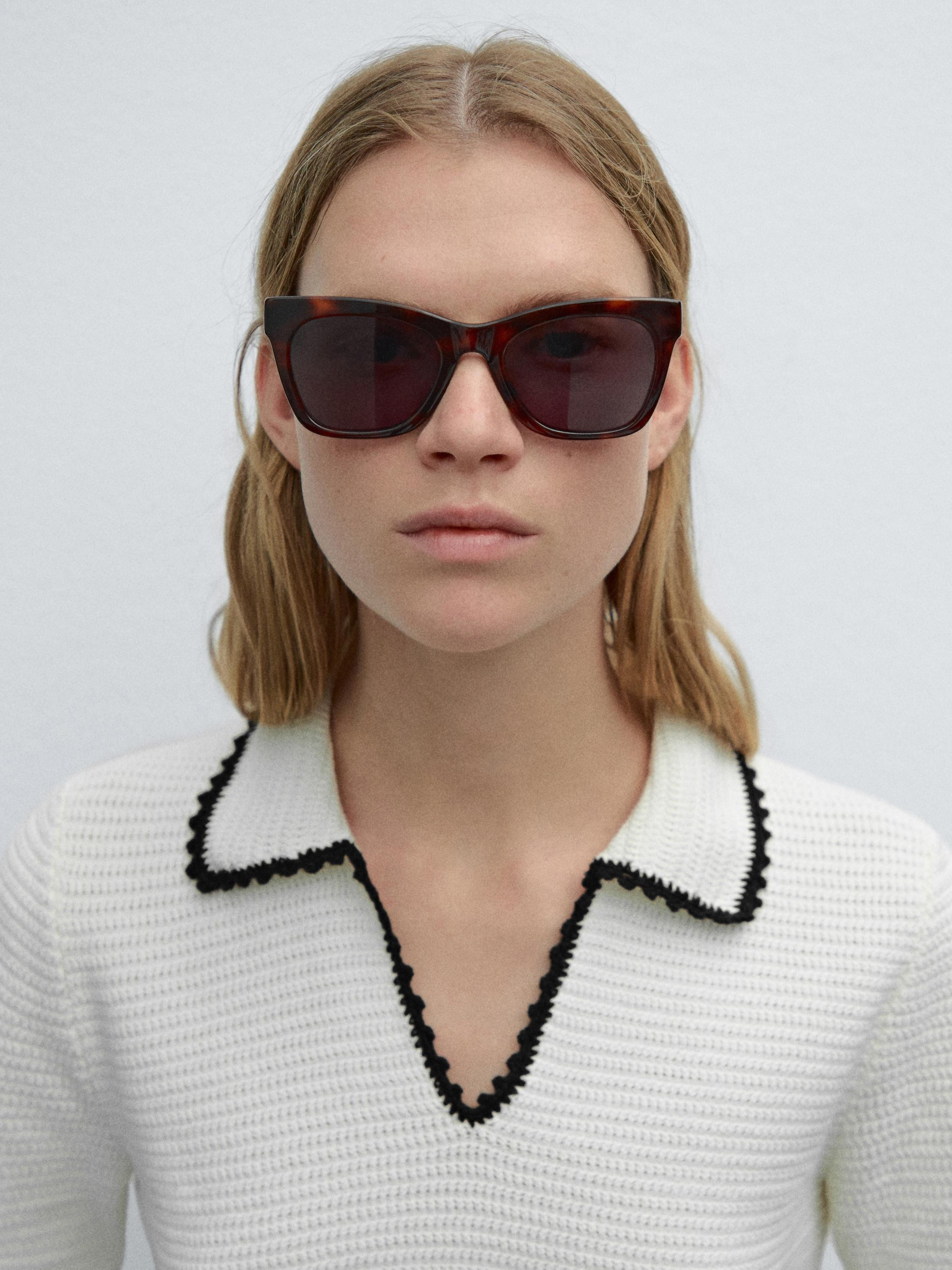 Square tortoiseshell effect sunglasses | Massimo Dutti US