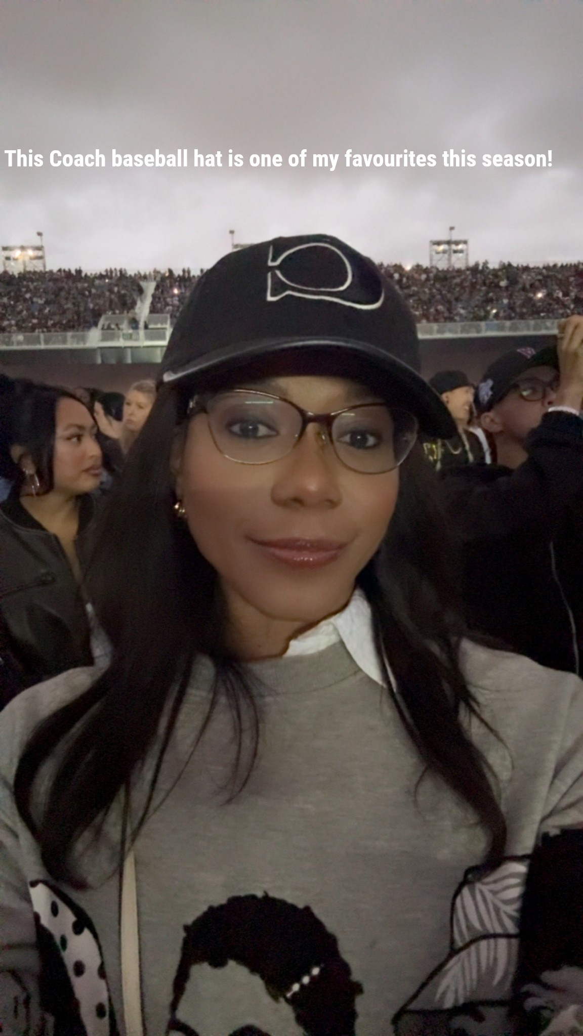 This coach baseball hat is one of my favourites this fall season - wore it to Breezy bowl ☺️ Comes in white as well.

Fall outfit, school outfit 

#LTKFindsUnder50 #LTKSeasonal #LTKU