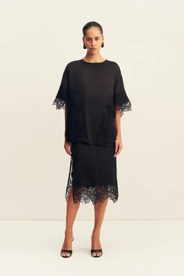 ENIKO LACE T-SHIRT - BLACK | Shona Joy
