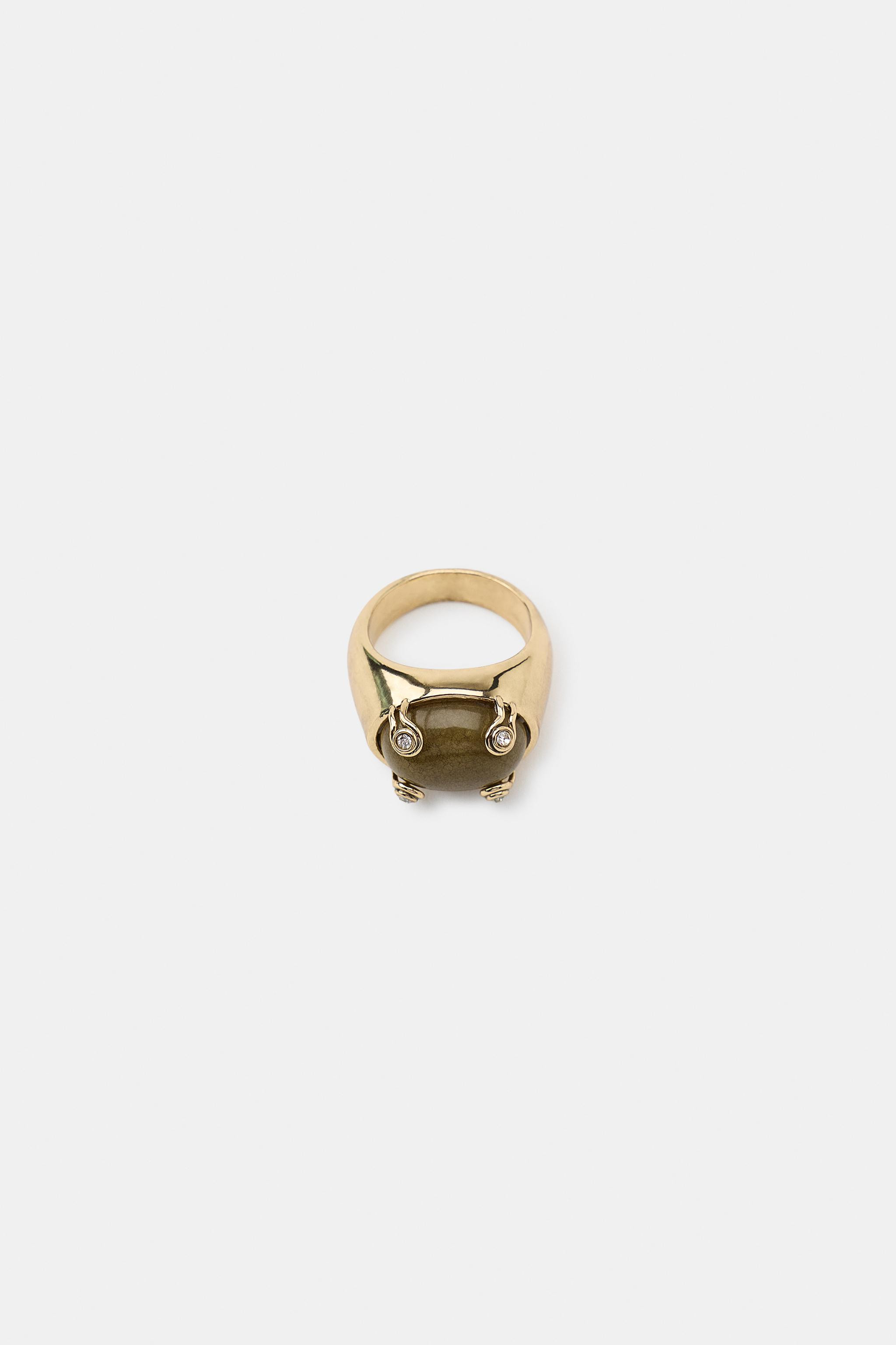 Model height: 179 cmMetal ring featuring an inlaid coloured resin stone appliqu\u00e9.Size S = 14... | Zara DE