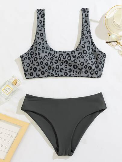 Graphic Pattern Bikini Swimsuit | SHEIN