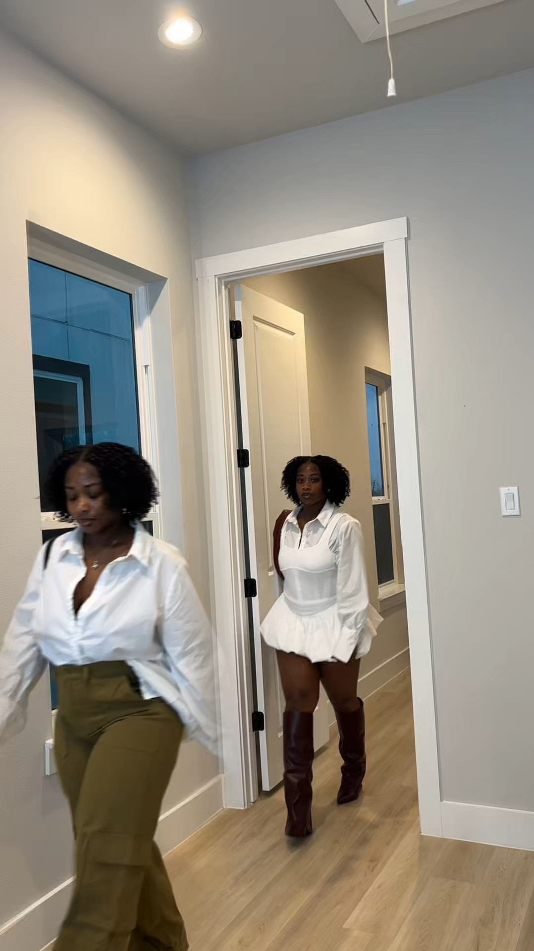 One shirt style five ways! 

#LTKBeauty #LTKStyleTip