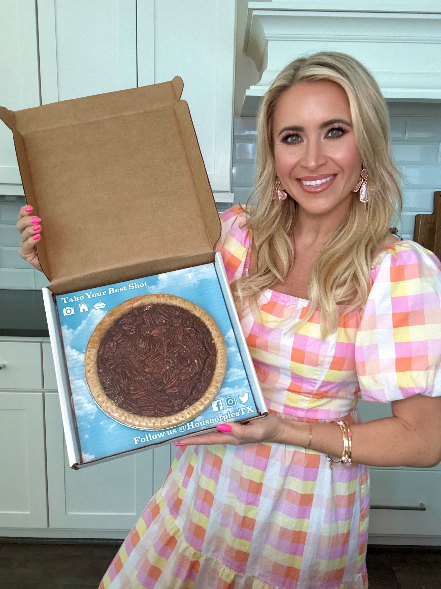 Happy National Pie Day 

House of lies, gold belly 

#LTKfoodie #LTKootd