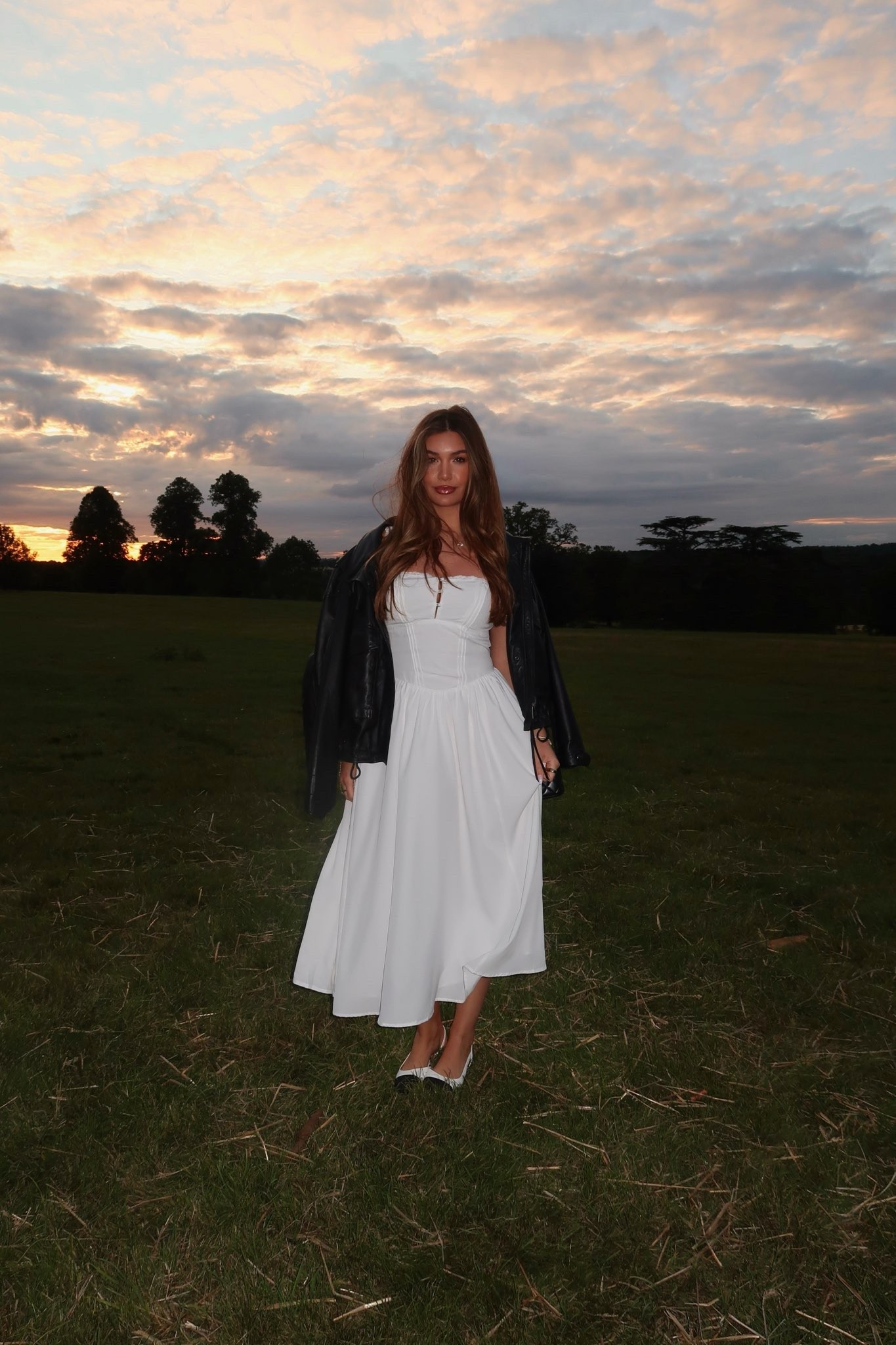 this is my favorite dress i’ve ever found AND it has pockets 🤭💕

#LTKBeauty #LTKTravel