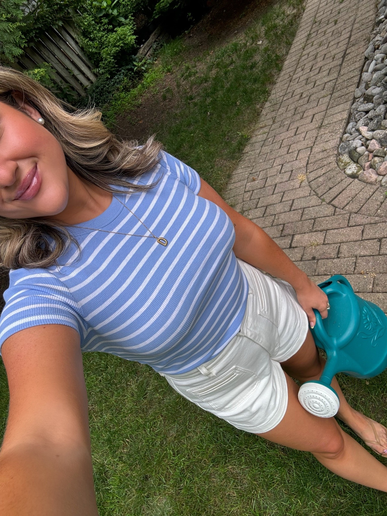 Th perfect summer fit 🩵

#oldnavy #summerfit #hm #affordablefashion

#LTKsummer #LTKjeans #LTKpetite