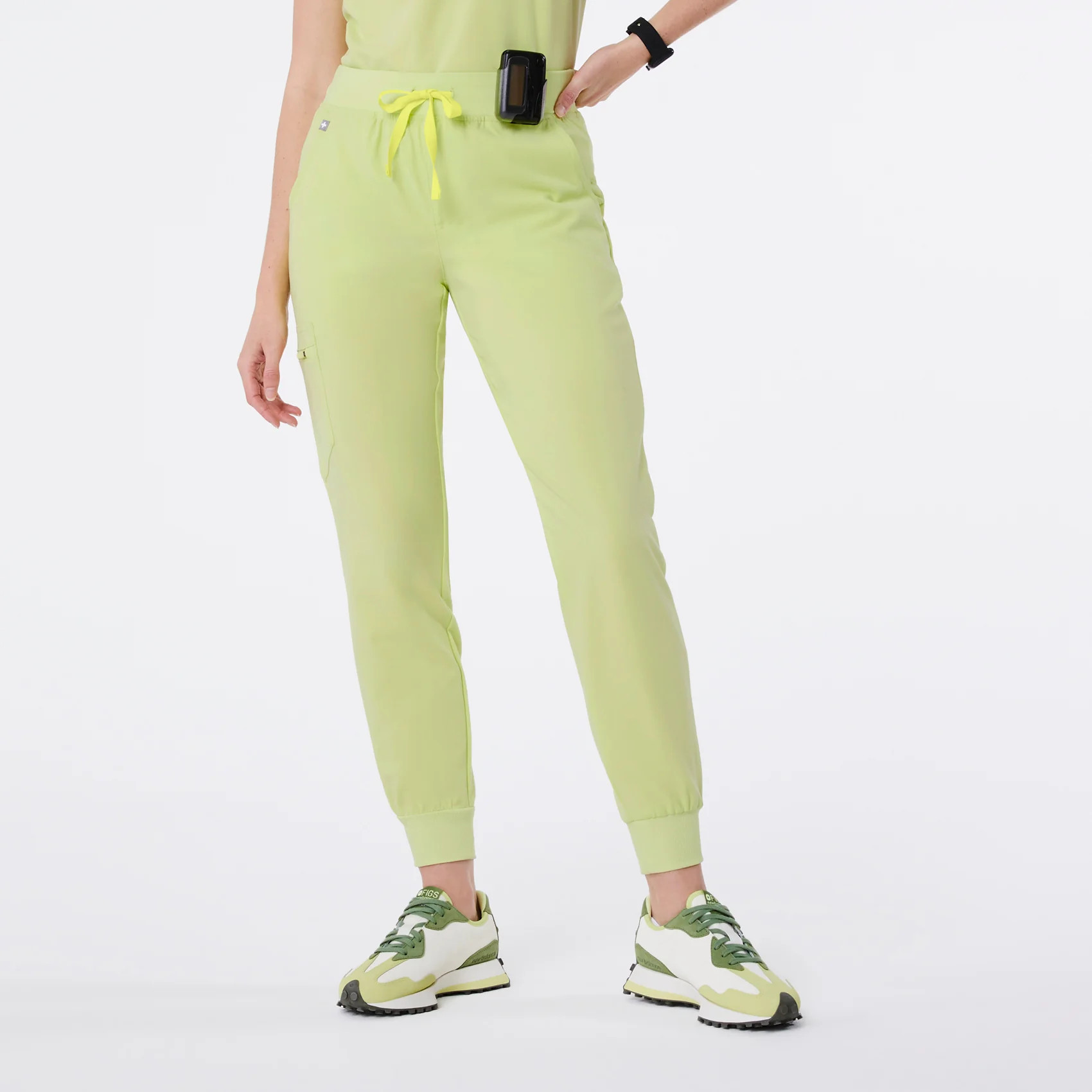 Women's Zamora Jogger Scrub Pants™  - Sea Mist · FIGS | FIGS