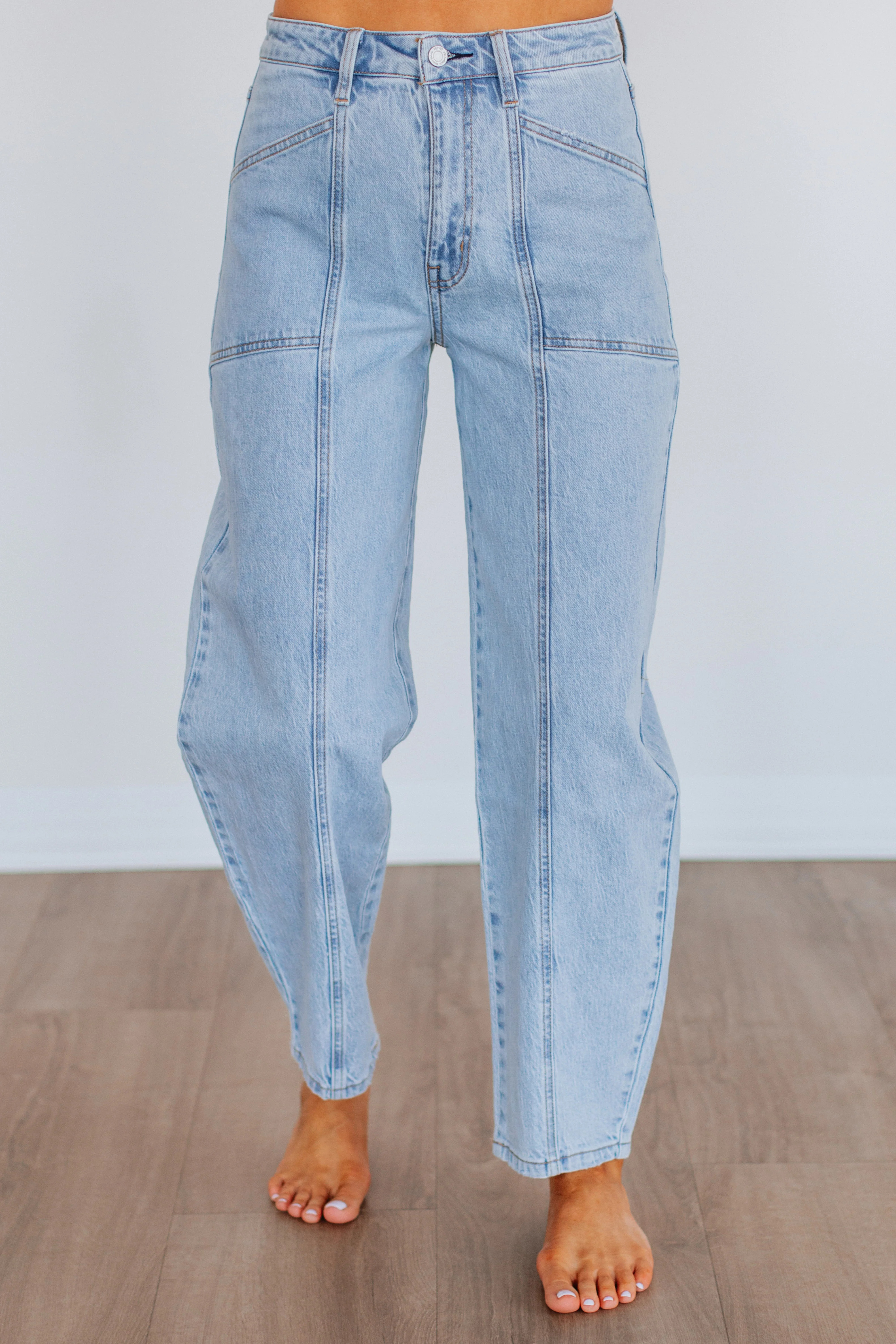 Kate Vervet Jeans - Light Wash 30 / 28" | Wild Oak Boutique