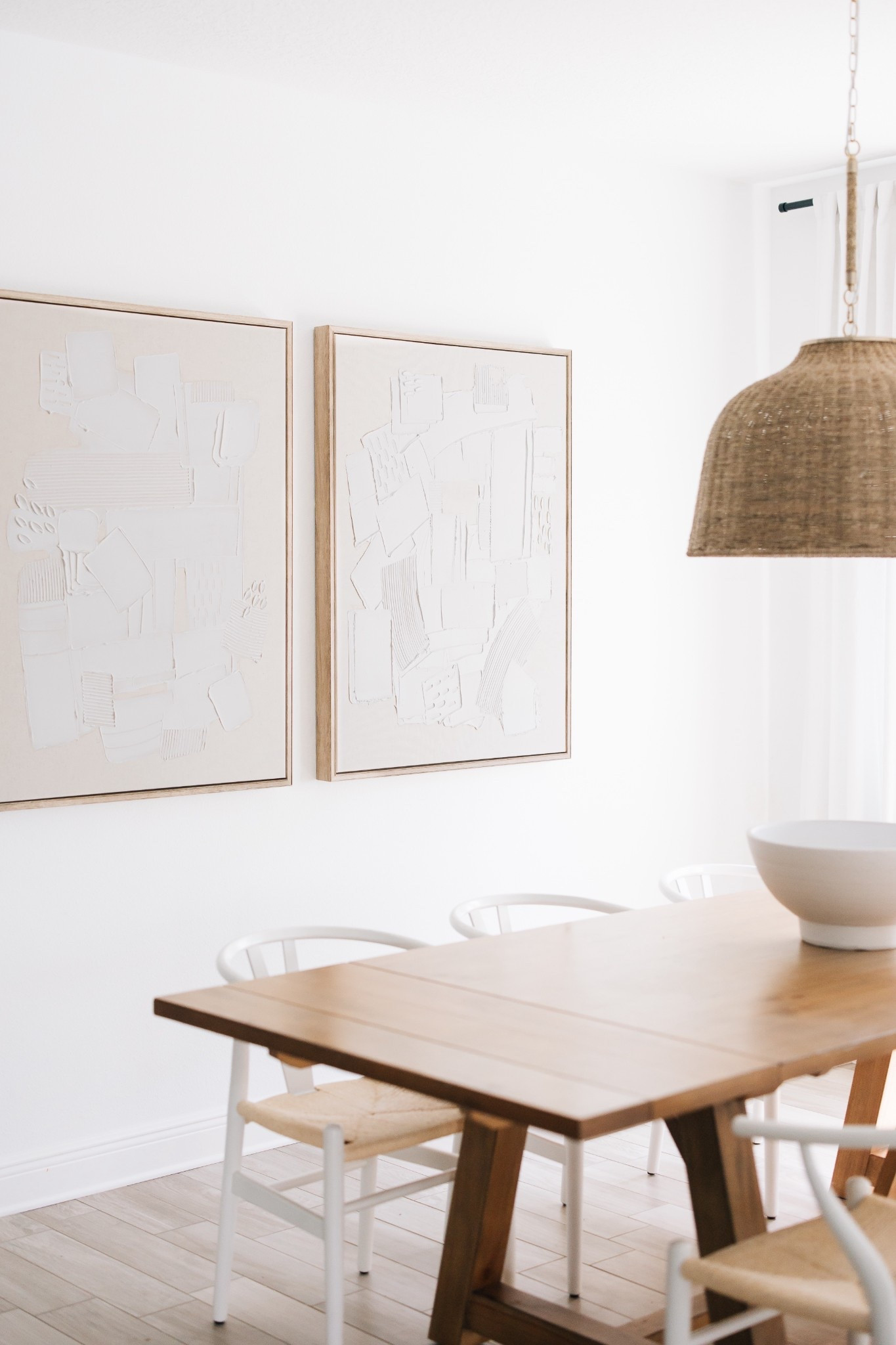 Minimal organic neutral dining