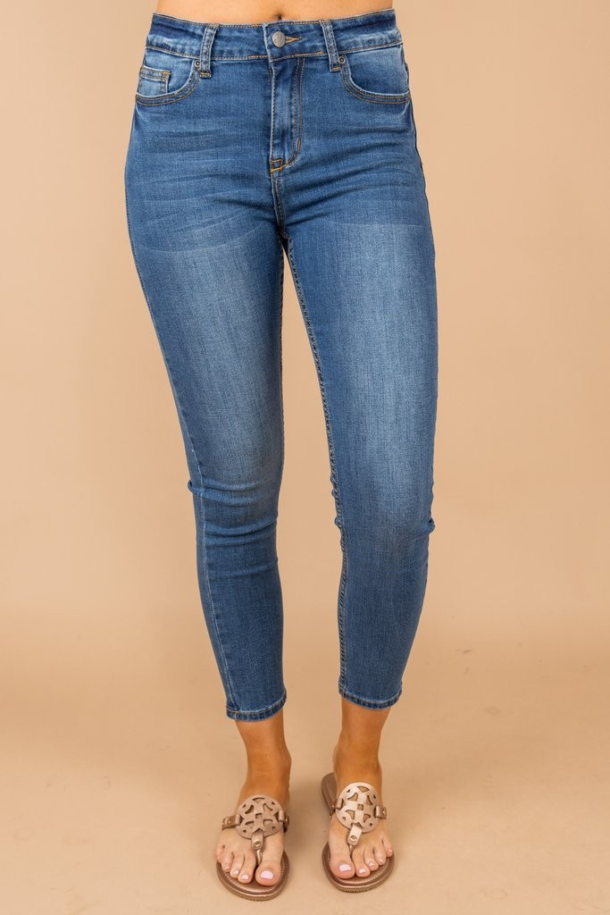 Let In The Love Dark Wash Skinny Jeans | The Mint Julep Boutique
