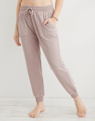Aerie Fleece-Of-Mind Pocket Jogger | American Eagle Outfitters (US & CA)