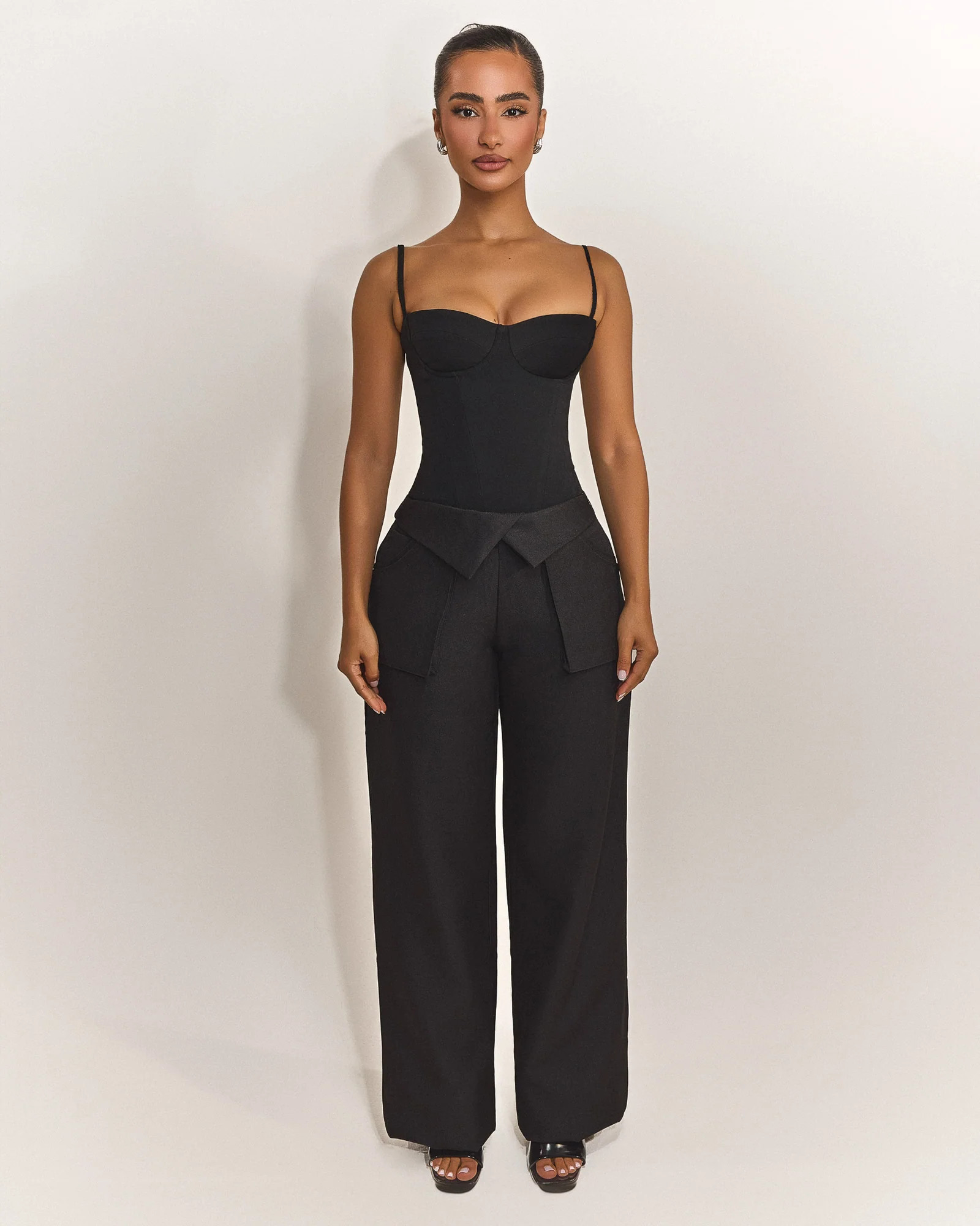 The Aurelia Trousers in Black | Mars The Label