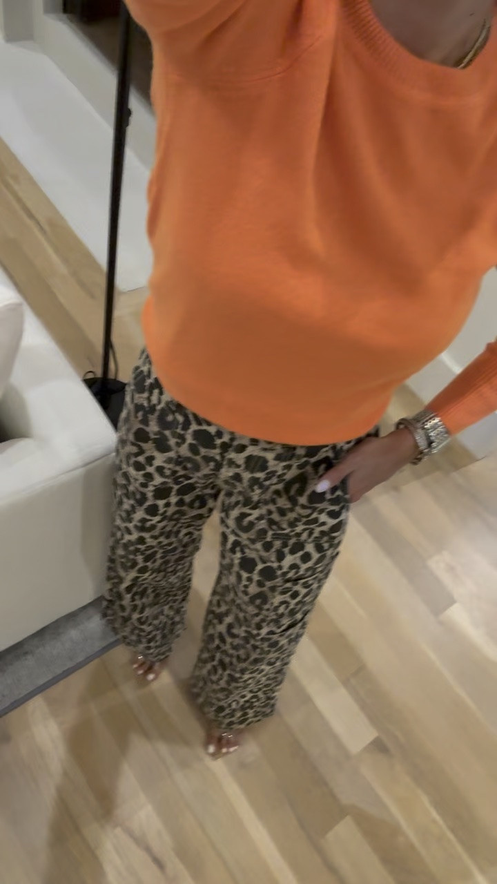 Cargo leopard pants size xxs

#LTKPetite #LTKSaleAlert #LTKootd