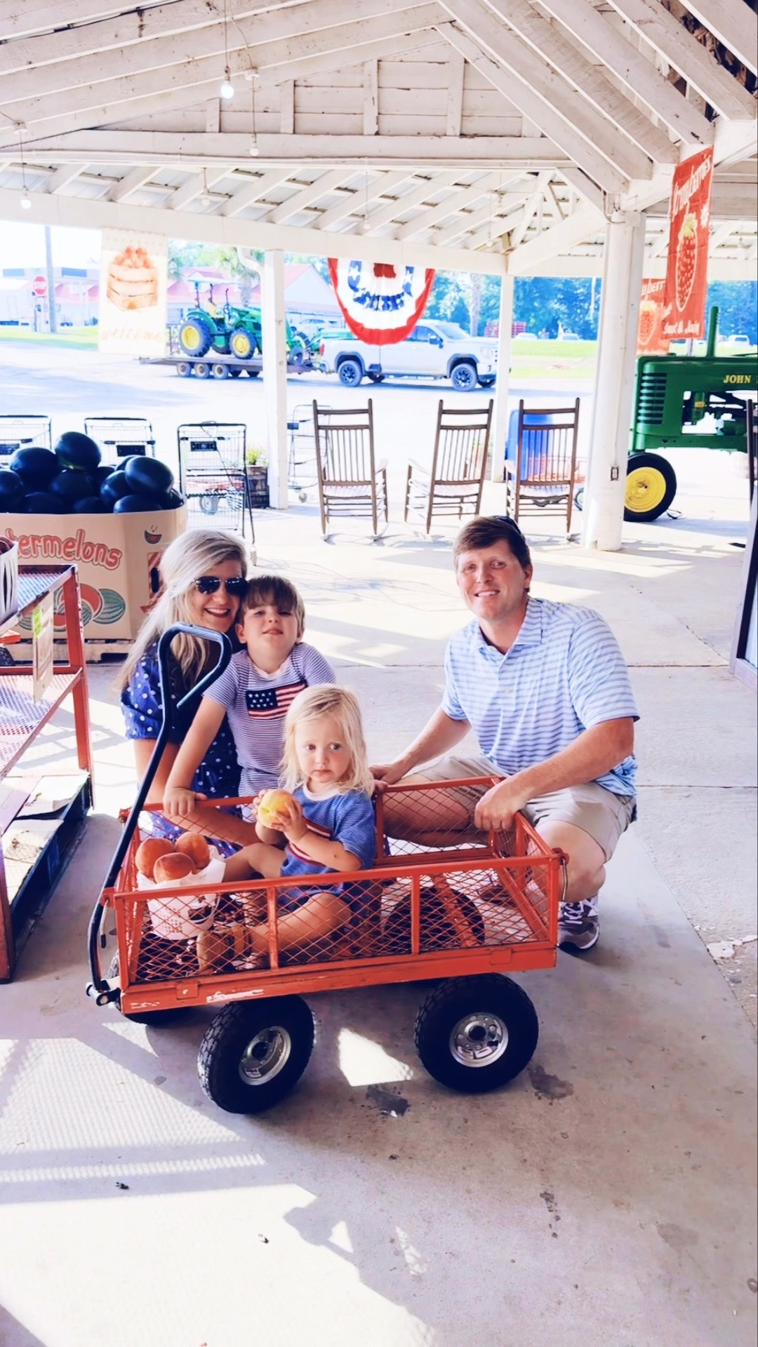 Oh just the best kind of fun 🤩 on the farn 🚜 evening out at @strawberryhillusa with these little country boys of ours!!! 👶🏼🤠🌾 Wagon riding cuteness 🥰, fresh peaches 🍑 and berries 🧺, yummy 😋 icecream 🍦 in the rocking chairs 🪑 and all the sandbox 🪏 and horsie 🐴 swingin’ 💨 ofcourse!!! 😍 Sweet @wesmabry and I have been coming here since we were dating and would drive his old red ❤️ truck 🛻 out here for dates 💘 and it’s just so special getting to come all the time now with our two littles in tow, too!!! 🫶🏽 And then a drive by the land 🌿 at sunset 🌅 to see all the cow 🐄 cows 🐮 out there now 🤭 … the boys loved it!! 🌳