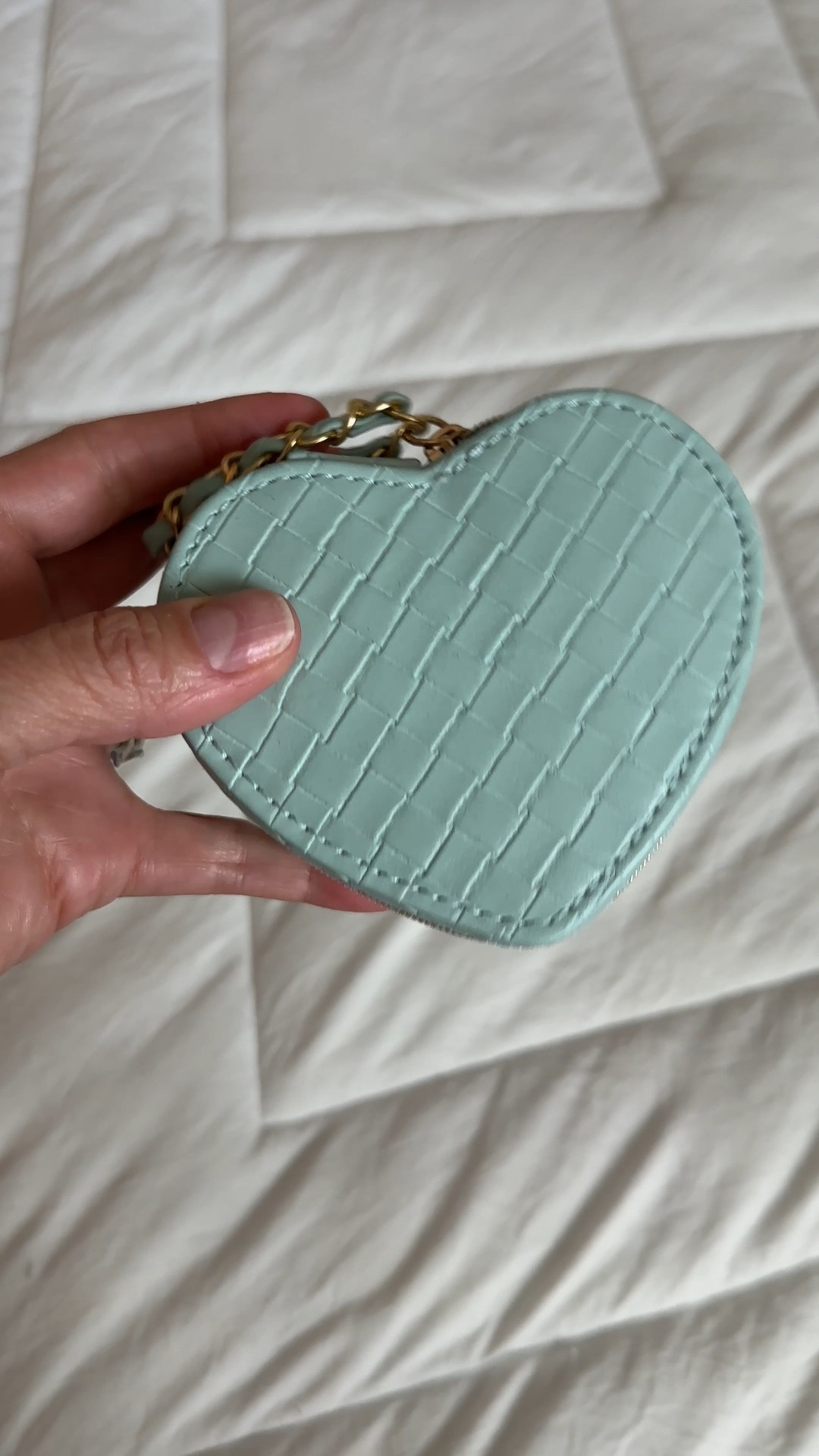 Travel jewelry box


#LTKFamily #LTKTravel #LTKGiftGuide