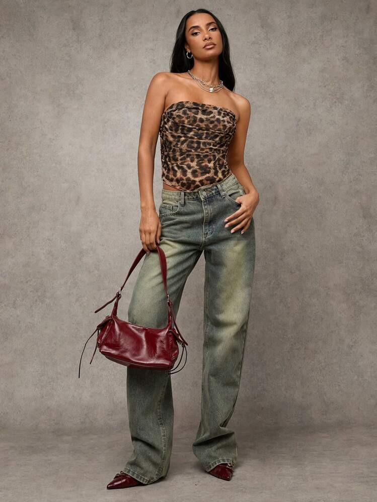 CHF15,99
SHEIN BAE Leoparden-Muster Sexy Röhren-Oberteil/Korsett-Oberteil, Country-Konzert Outfit Oberteil, Konzert Outfit Für Frauen, Boho Frauenkleidung, Weihnachtskleidung, Weihnachtsparty
4.85
(1000+)
Farbe: Mokka-Braun













Größe
Typ
Größenberater
XS
S
M
L
90% der Kunden waren der Meinung, dass dieser Artikel größengerecht ist 
Nicht deine Größe? Sag mir deine Größe 
 | SHEIN