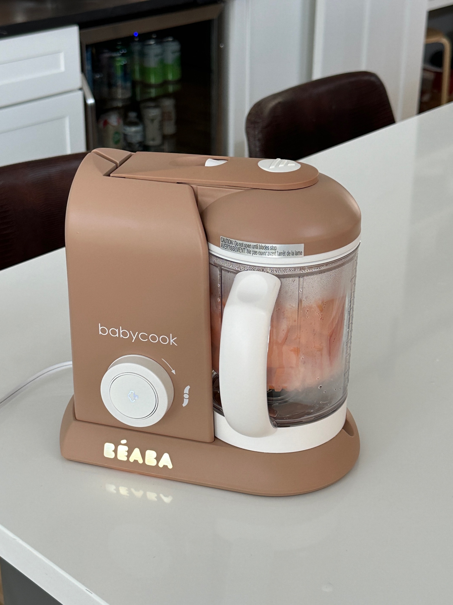 Baby food maker!! It steams and purées the food :)

Baby items, baby gear, baby registry, 5 months old

#LTKBump #LTKBaby #LTKKids