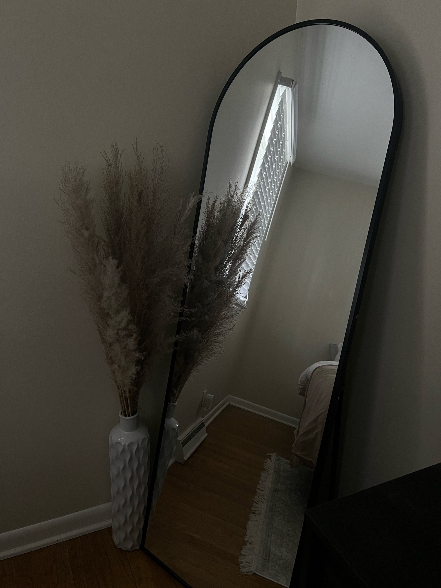 Modern affordable arched mirror ❤️‍🔥

Mirror, floor length mirror, free standing mirror, affordable home finds, neutral aesthetic, neutral home, home finds, master bedroom decor, bedroom decor 

#LTKFind #LTKstyletip #LTKhome