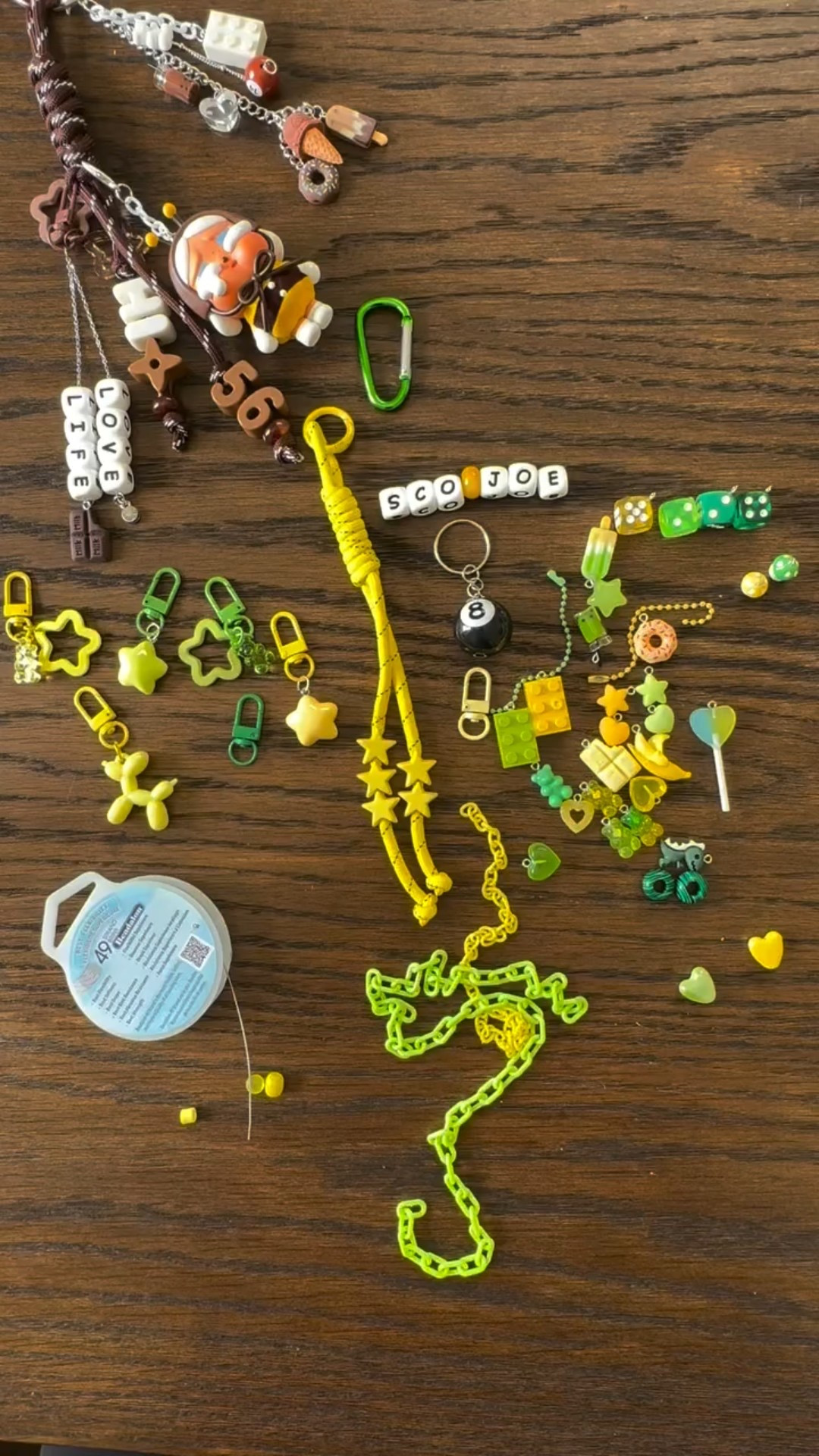 Not a lot of content from the weekend—we took a little breather and soaked in some much-needed downtime. But I did film this sweet bag charm I made for a friend. 💛💚
Loving the yellow and green combo—it just feels fresh and full of good vibes.
Sometimes a quiet weekend is exactly what you need. ✨

#weekendvibes #creativebreak #bagcharm #handmadewithlove