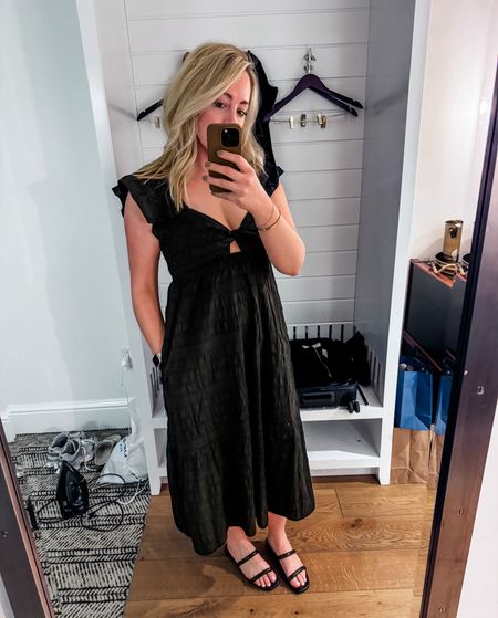 The easiest (and comfiest) dress you didn’t know you needed! 🖤

#target #LTKspring 

#LTKSpringSale #LTKtravel