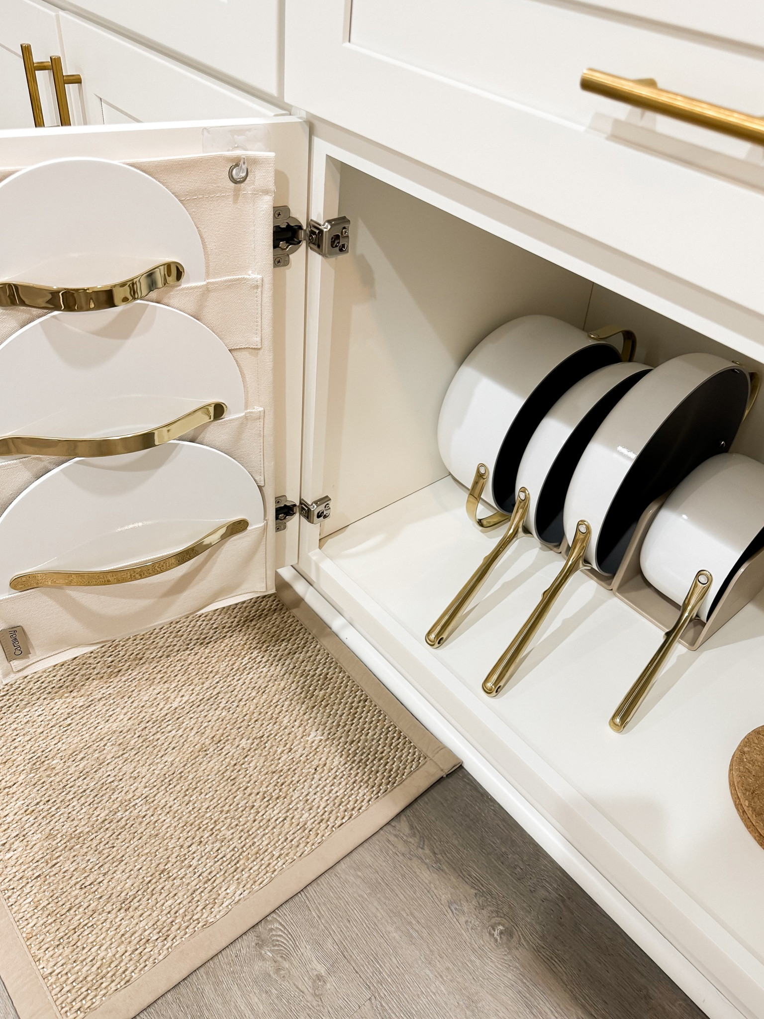 Caraway cookware Set
Cookware Storage
Neutral Home


#LTKhome
