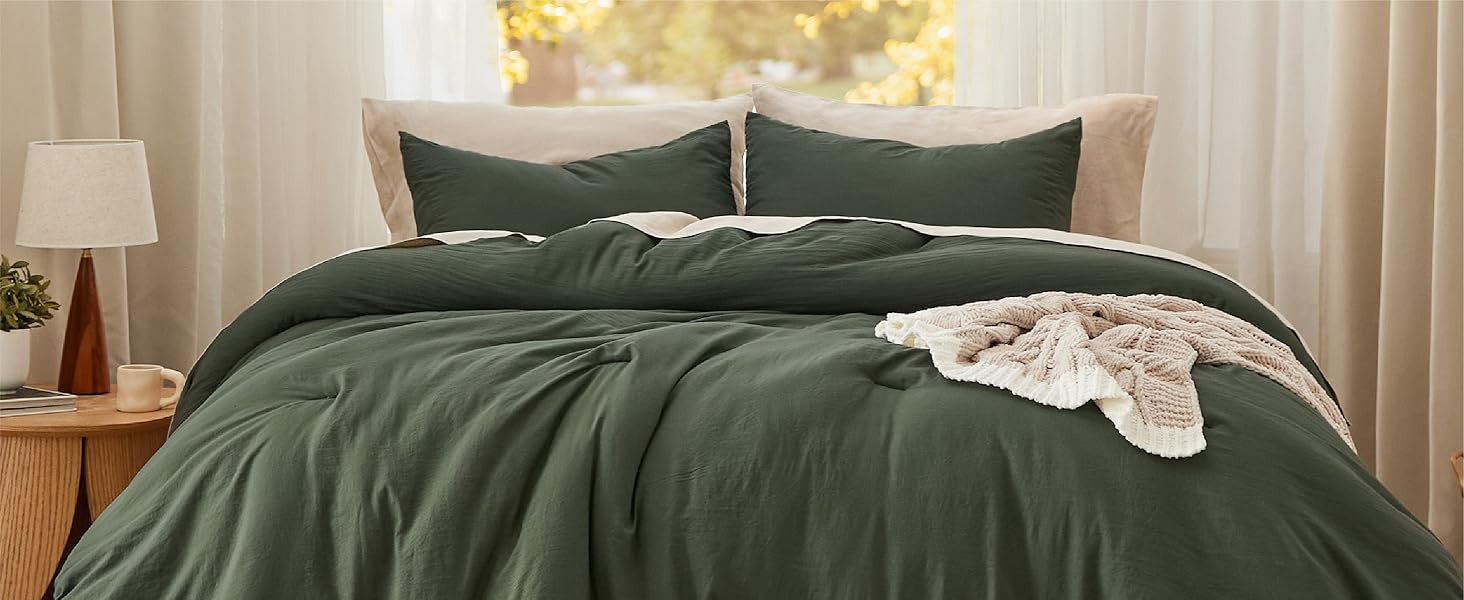 Bedsure Queen Size Comforter Set, Dark Green Soft Prewashed Bedding for All Seasons, 3 Pieces Gen... | Amazon (US)
