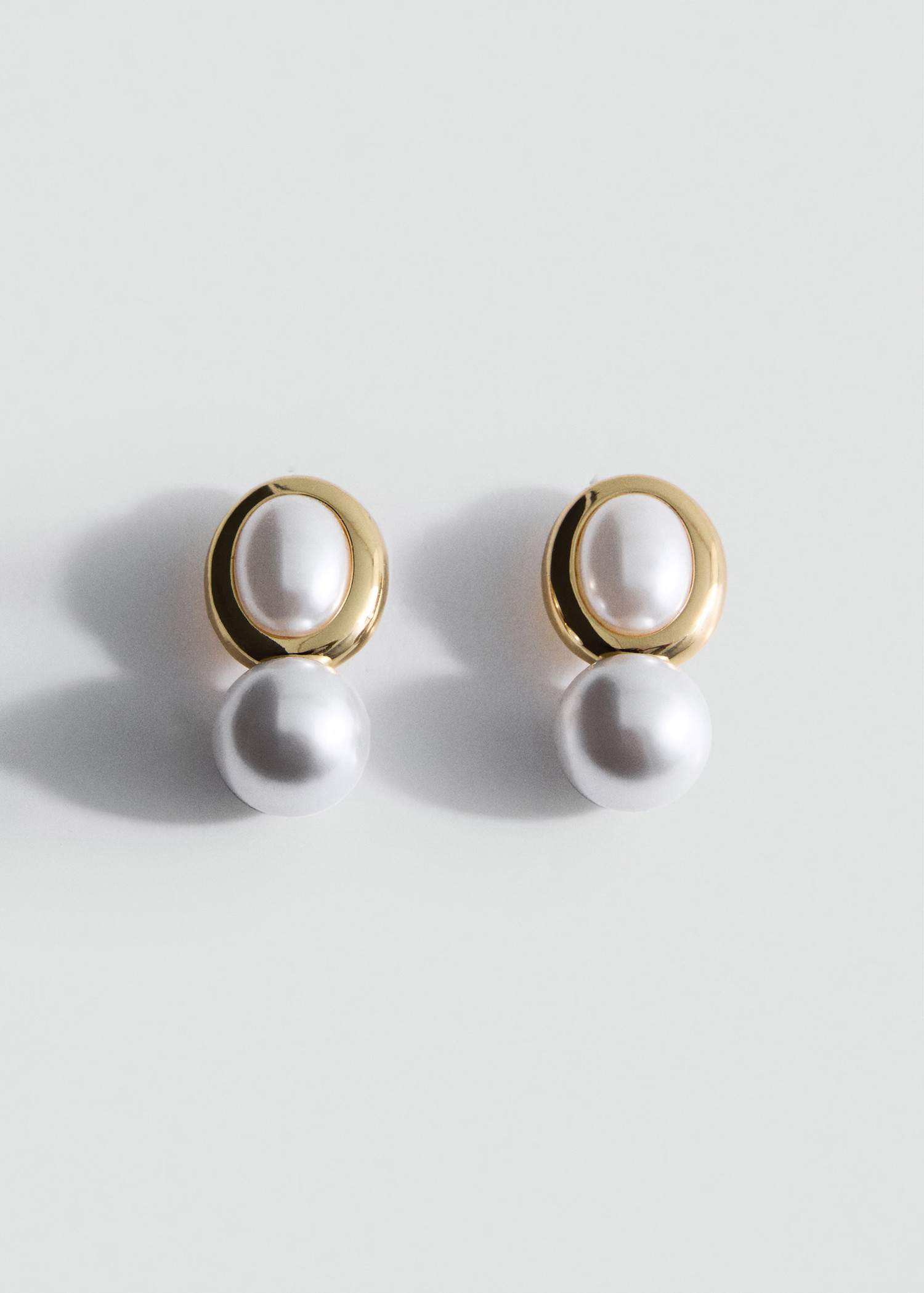 Boucles d'oreilles perles combinées | Mango EU